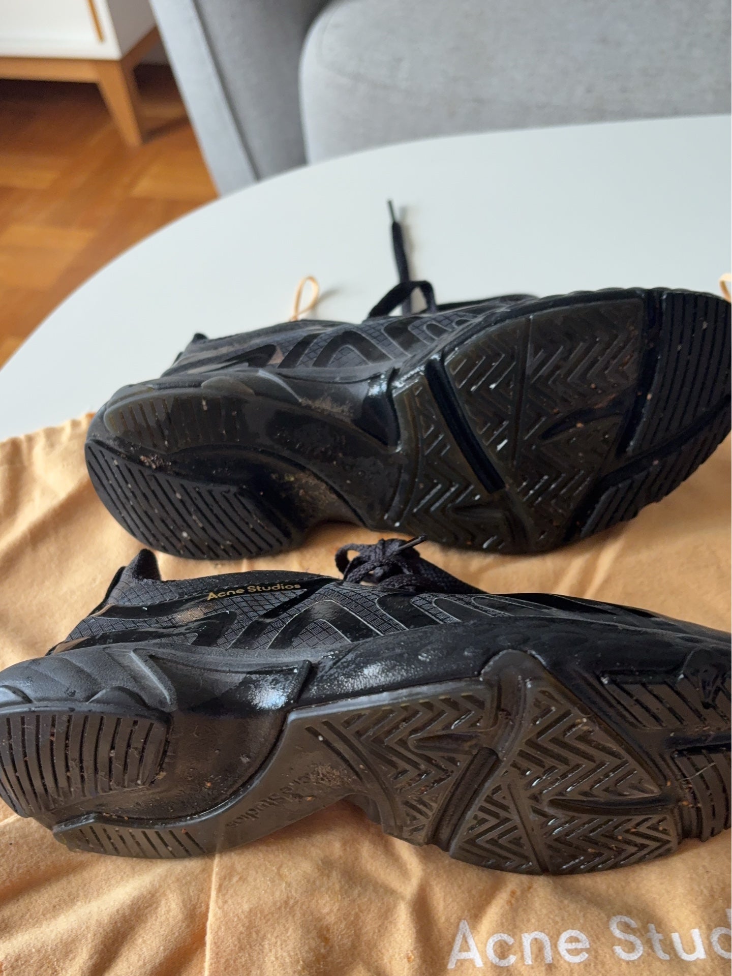 Acne Studios-sneakers