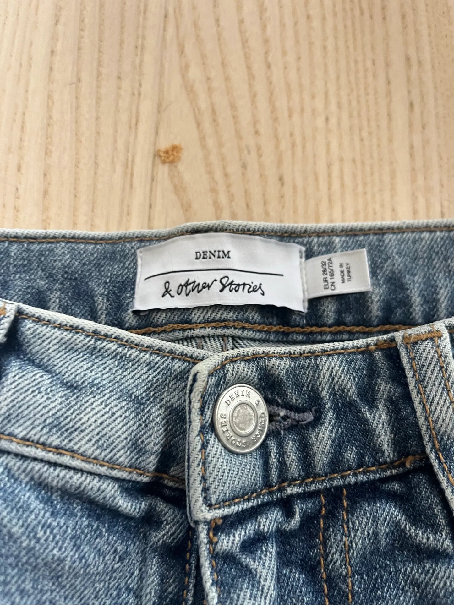& Other Stories-jeans