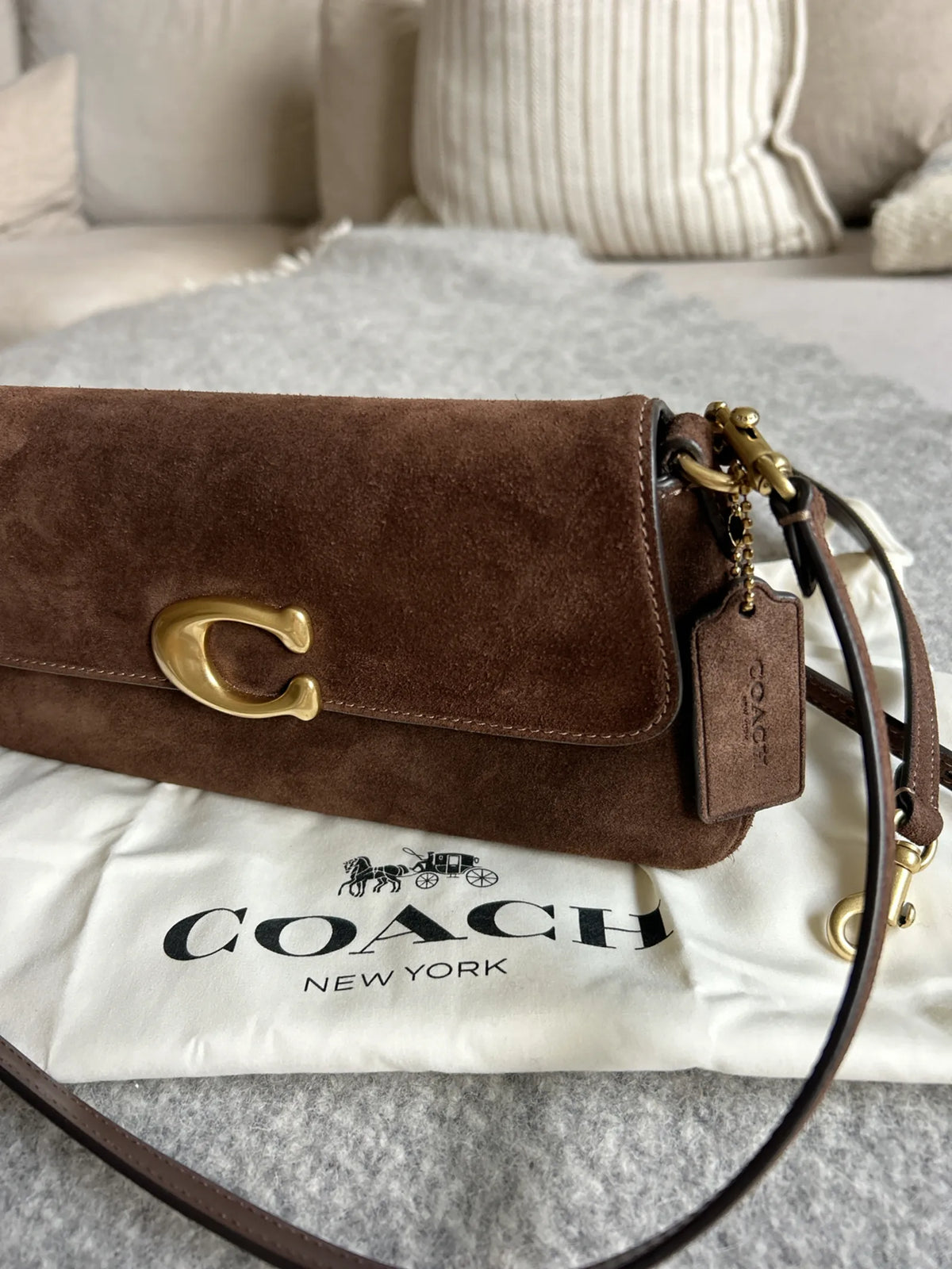 Coach Jet Shoulder Shoulder bag