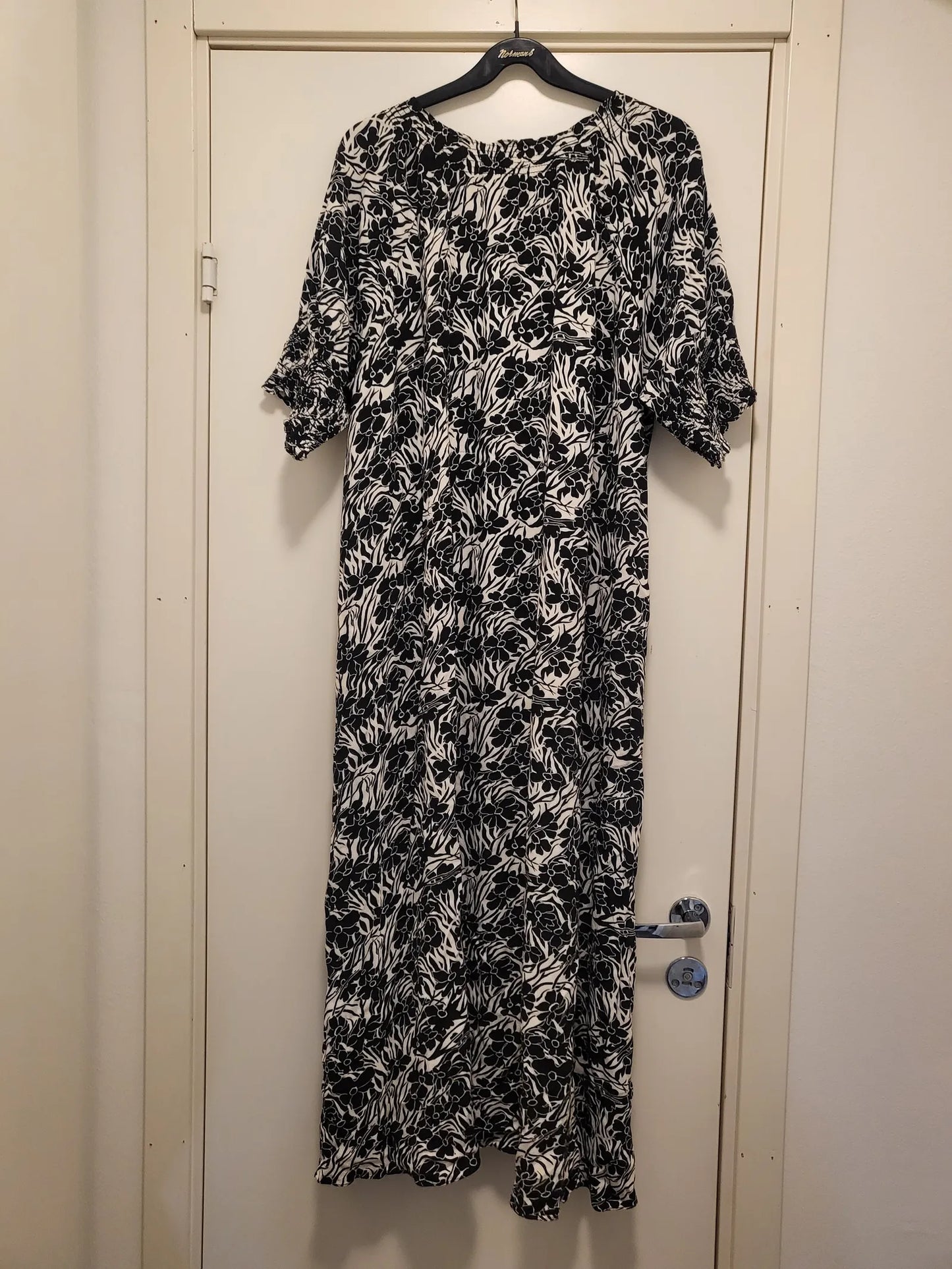 Arket Printed Maxi-klänning
