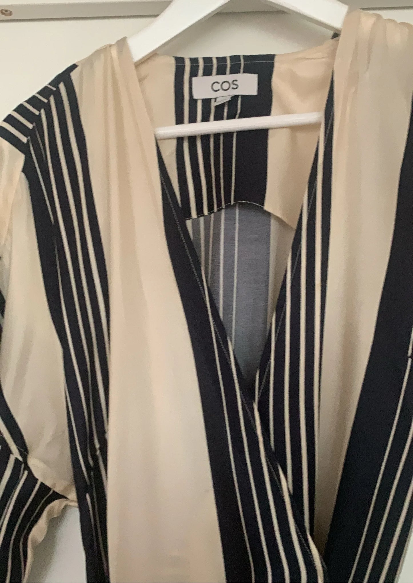 Cos-klänning