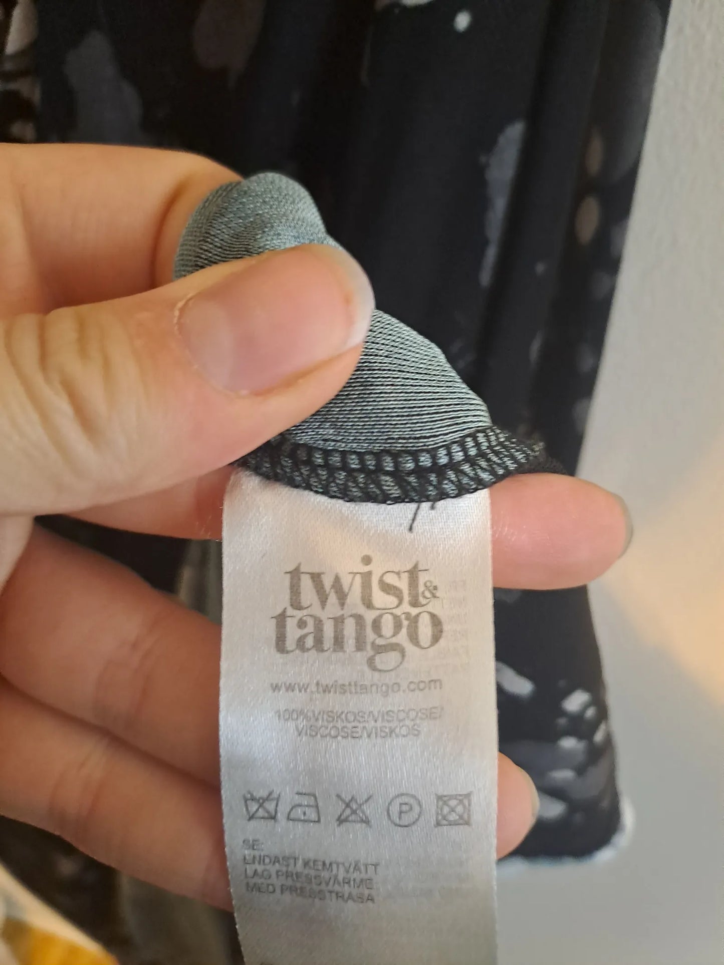 Twist & Tango Dress