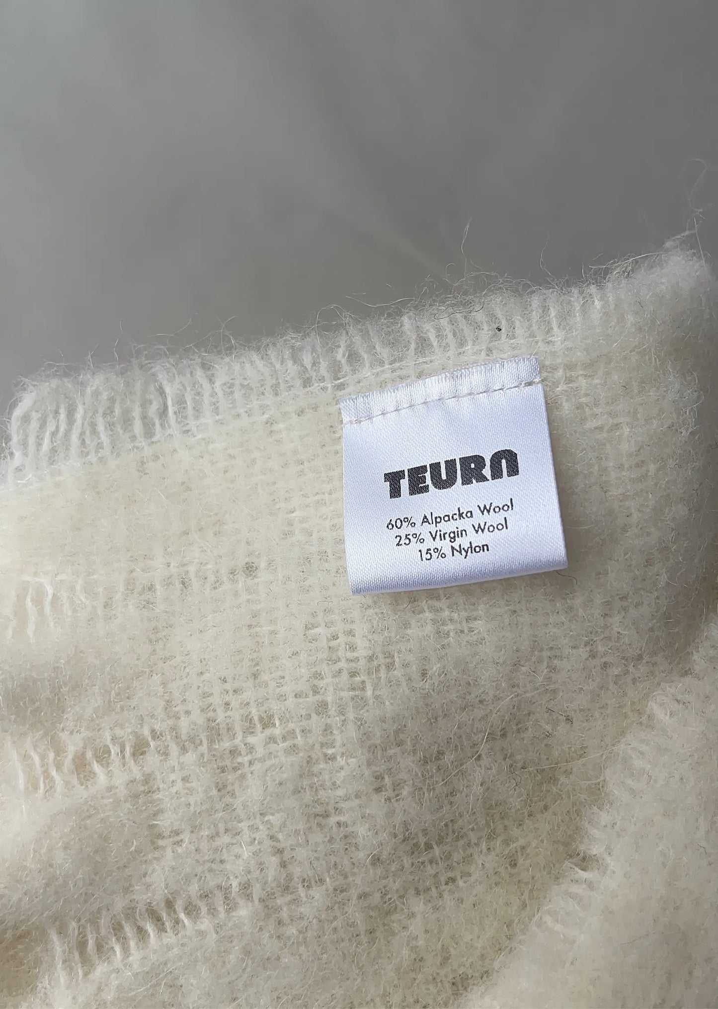 Teurn Studios-ullhalsduk