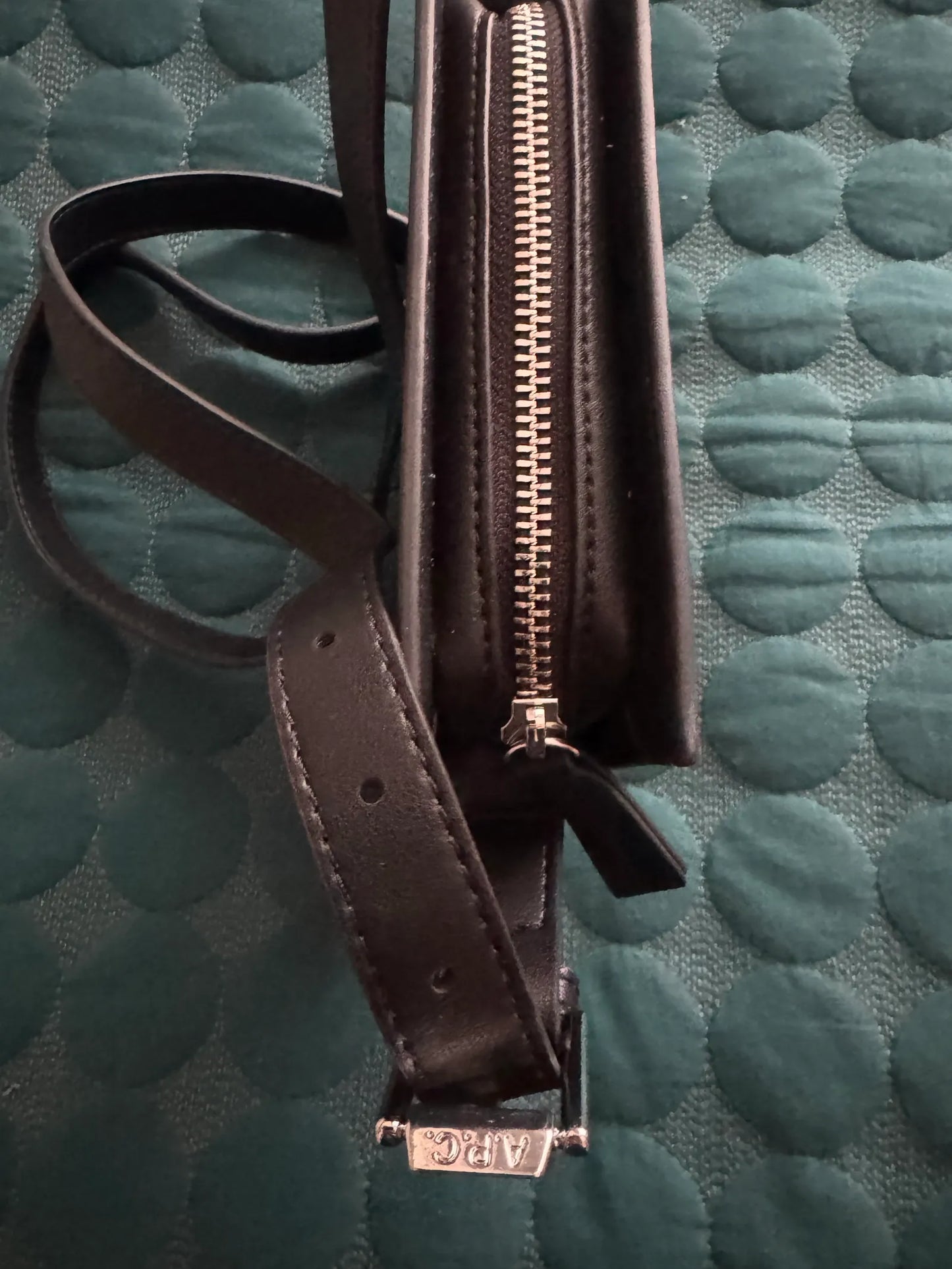 APC Sac Nino Shoulder bag