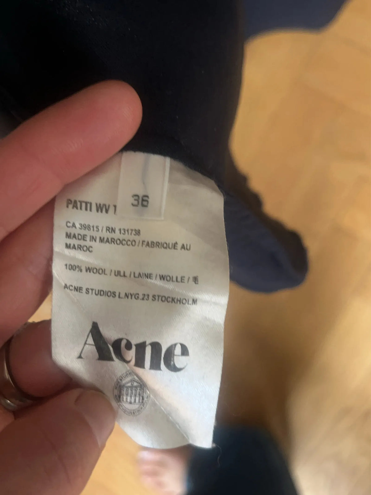 Acne Studios-ullskjorta