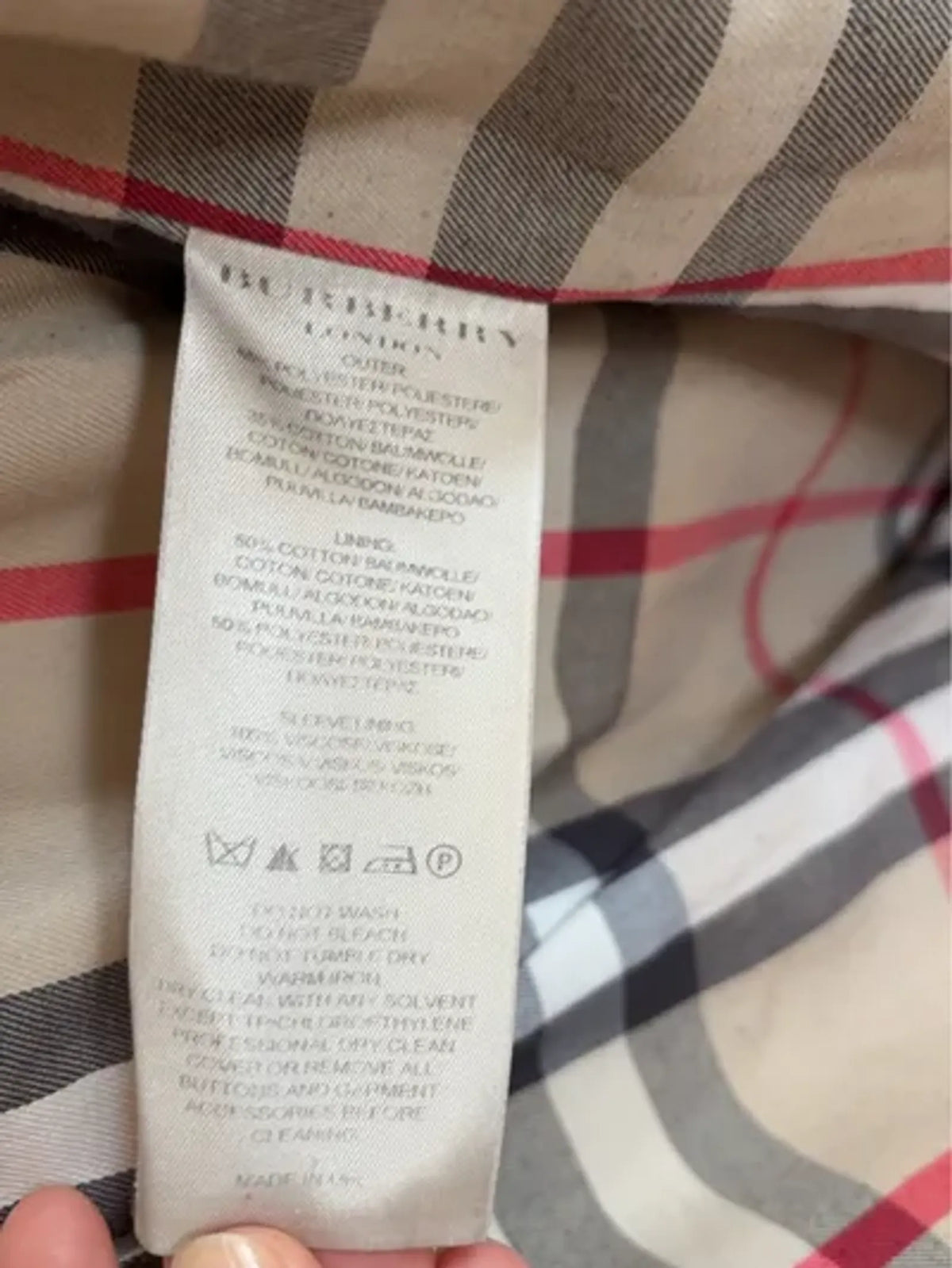 Burberry-trenchcoat