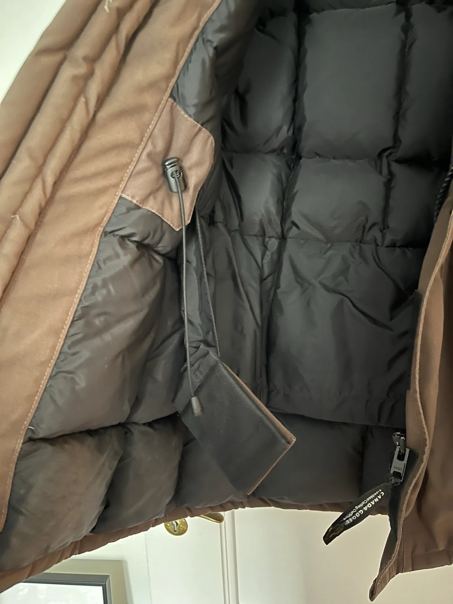 Canada Goose-dunjacka