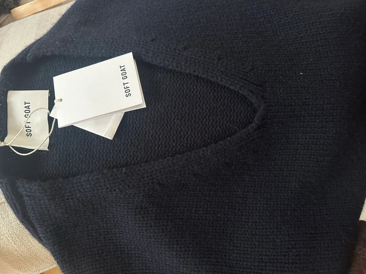 Soft Goat Puff Sleeve V-kashmirtröja NWT