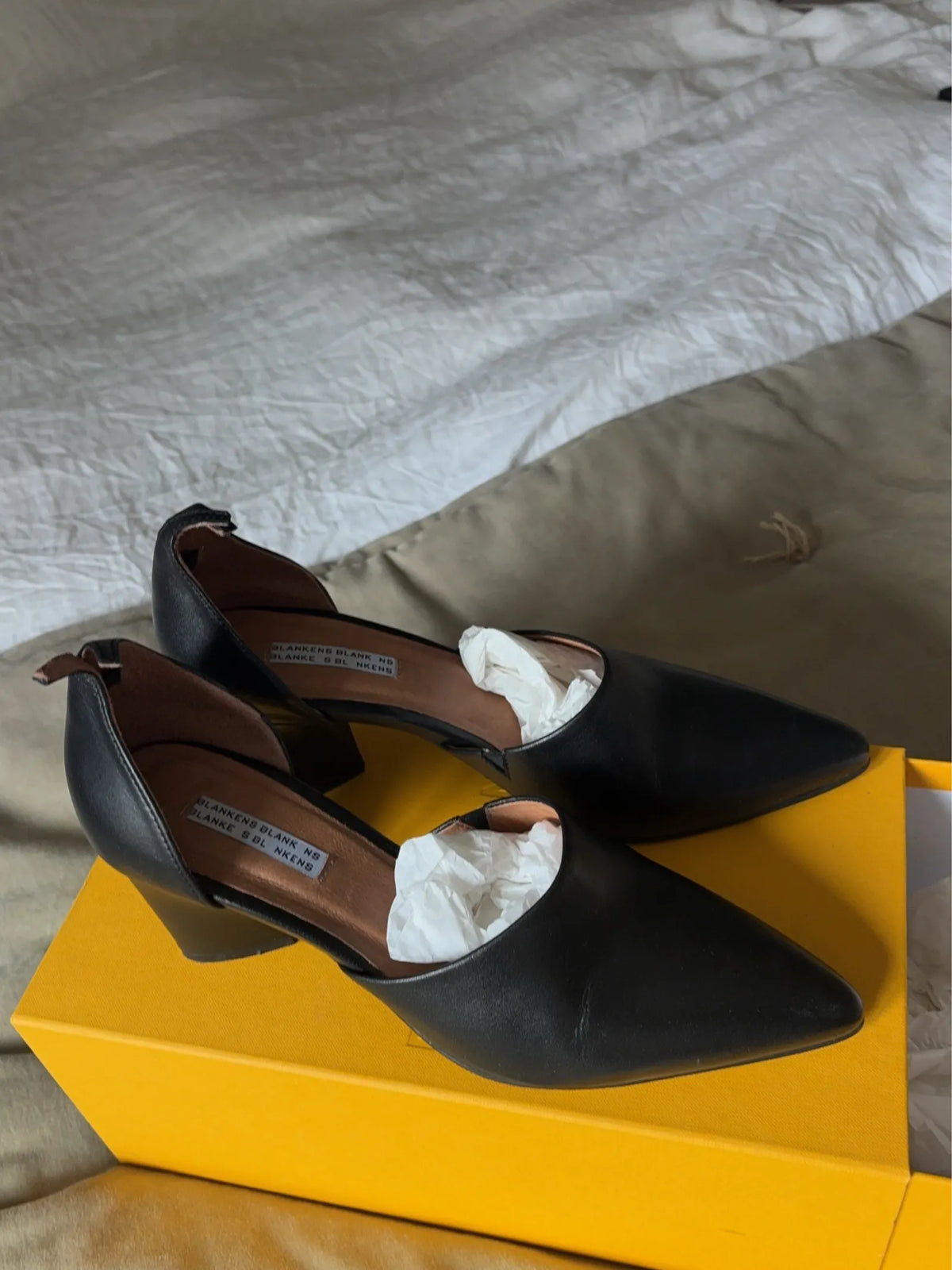 Blankens The Riverside Black Leather-skinnklackar NWT