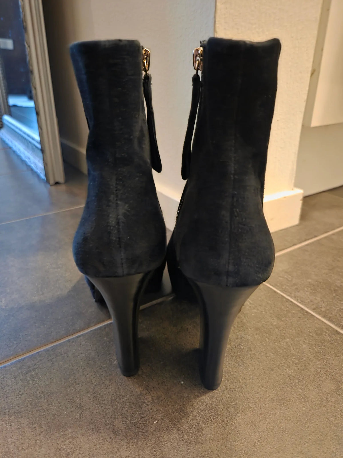 & Other Stories Suede Platform Boots