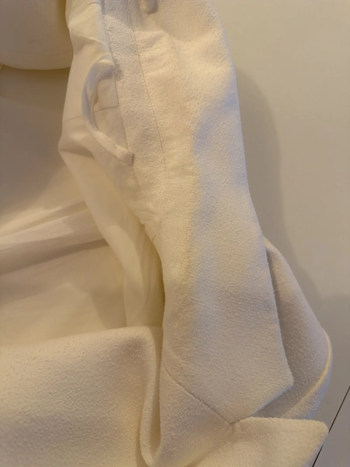 Dagmar Suit