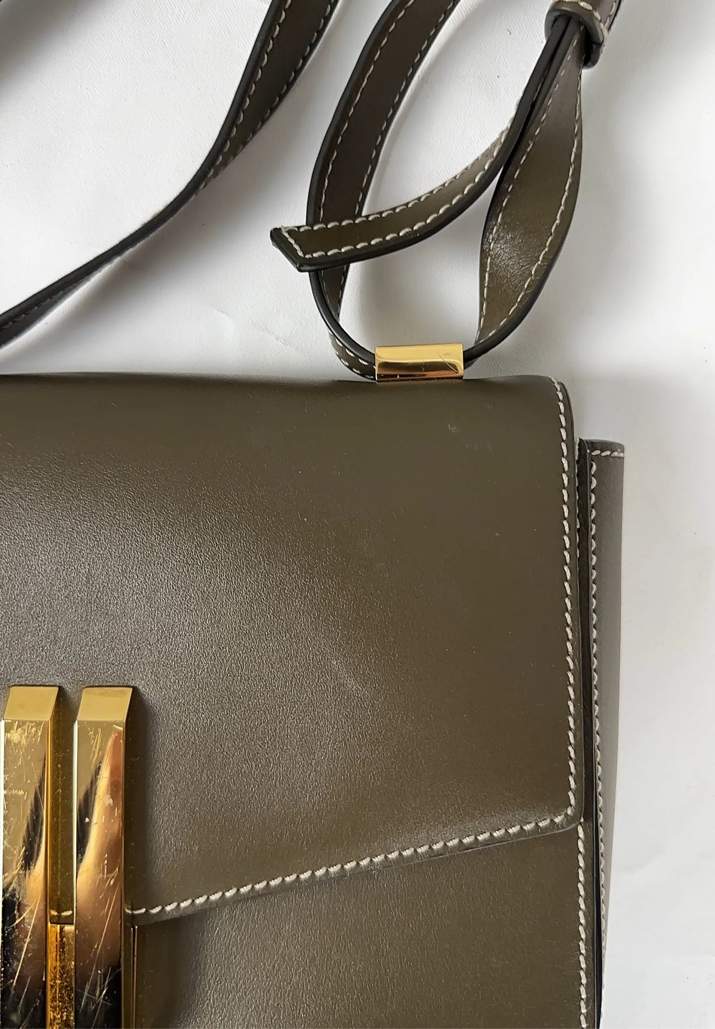 Demellier Vancouver-skinnaxelremsväska