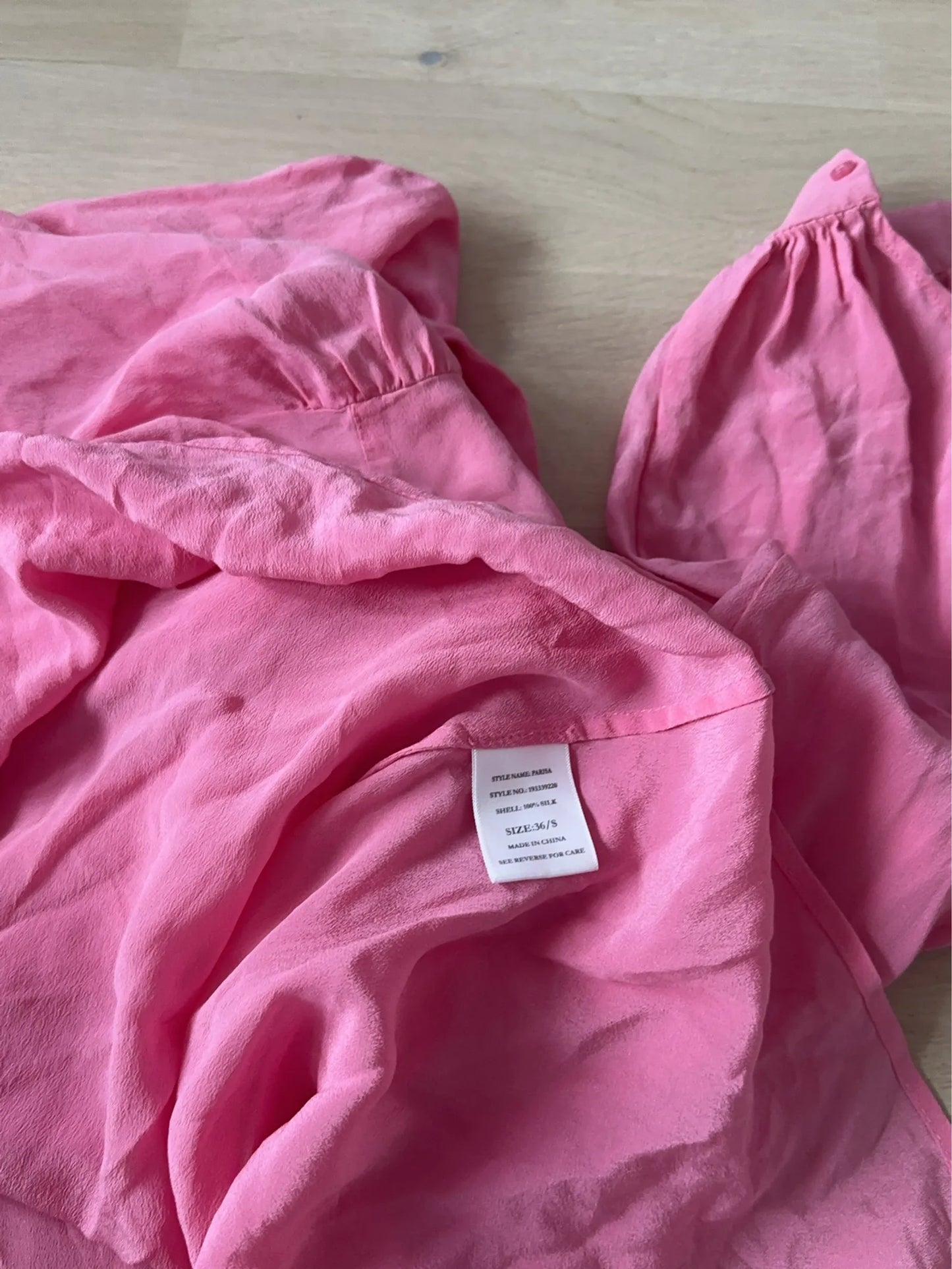 Custommade-sidenblus