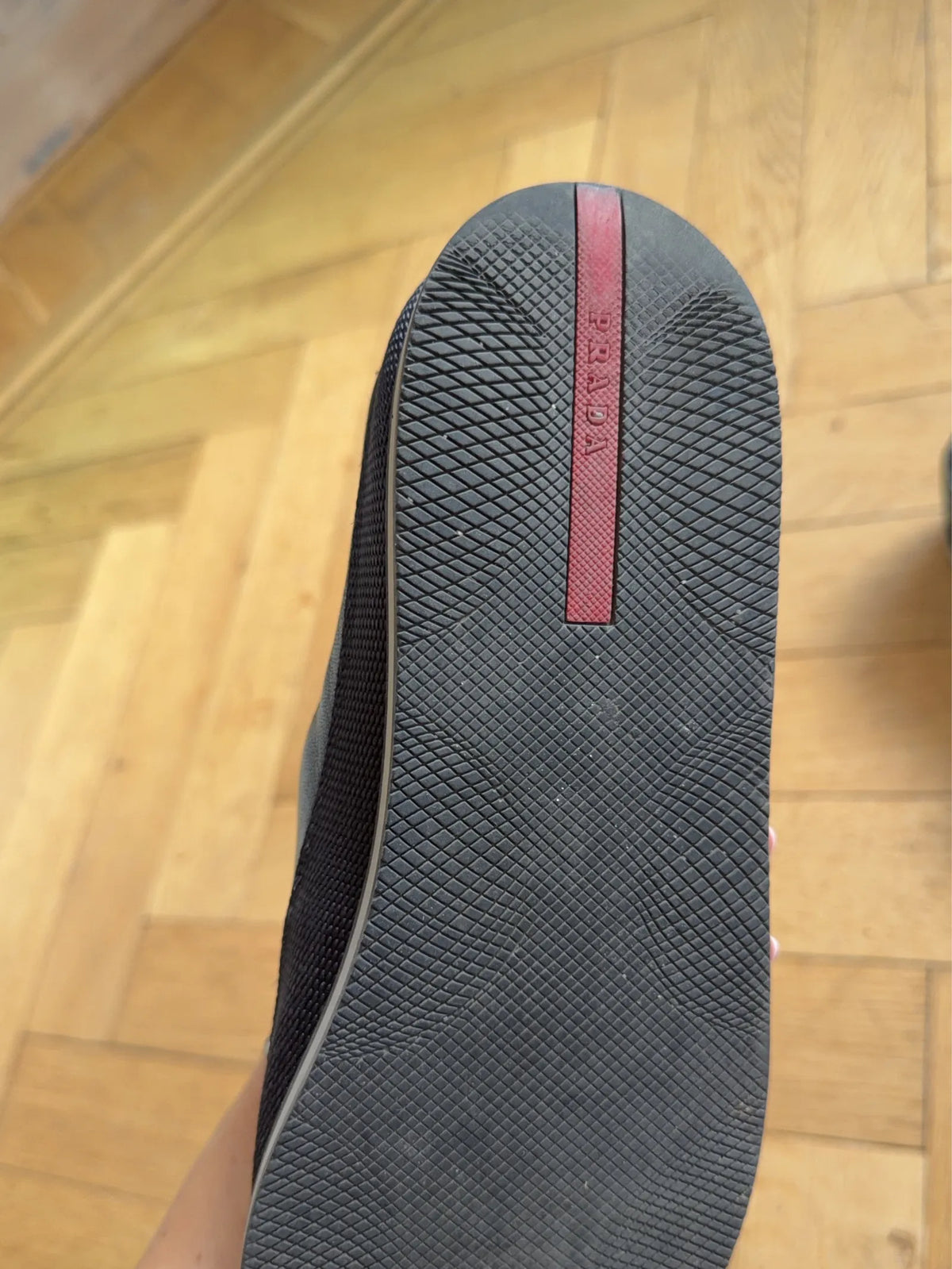 Prada-skinnloafers