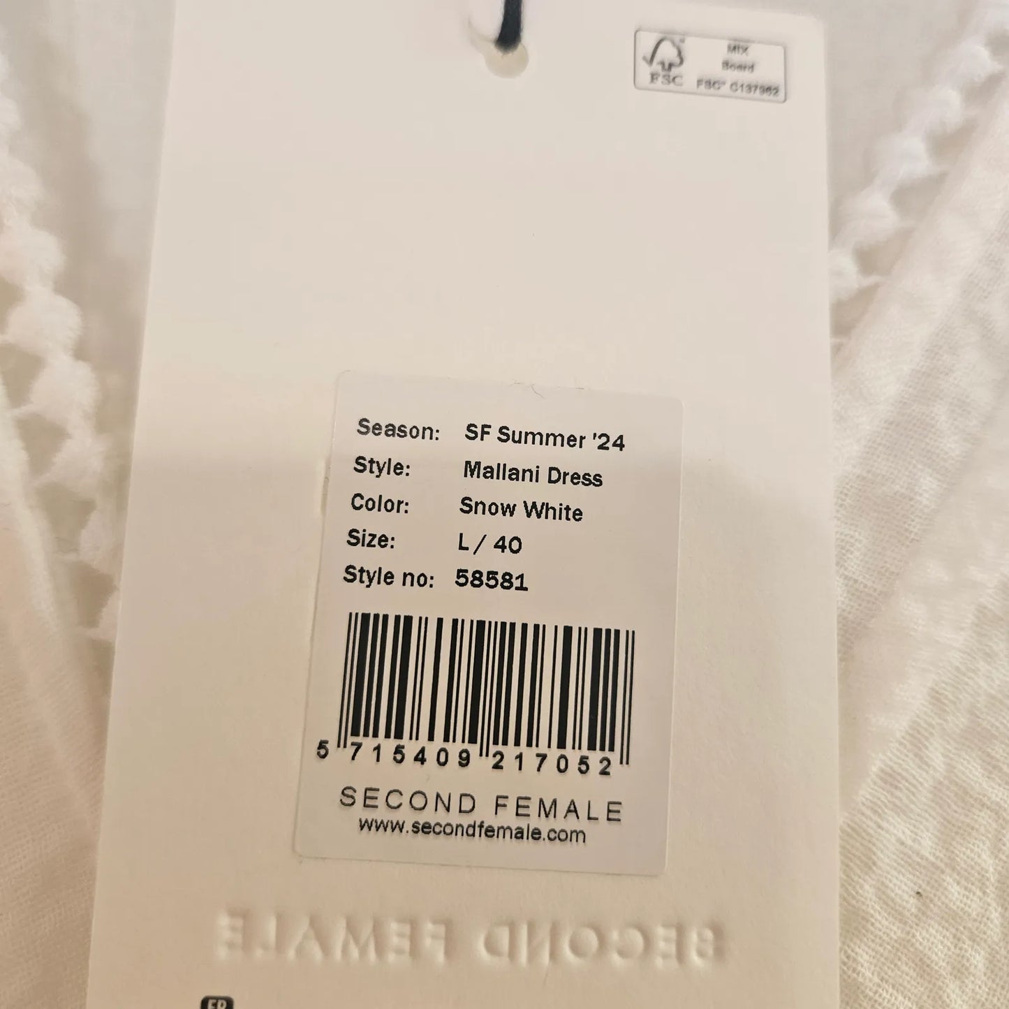 Second Female Mallani , Snow White Dress