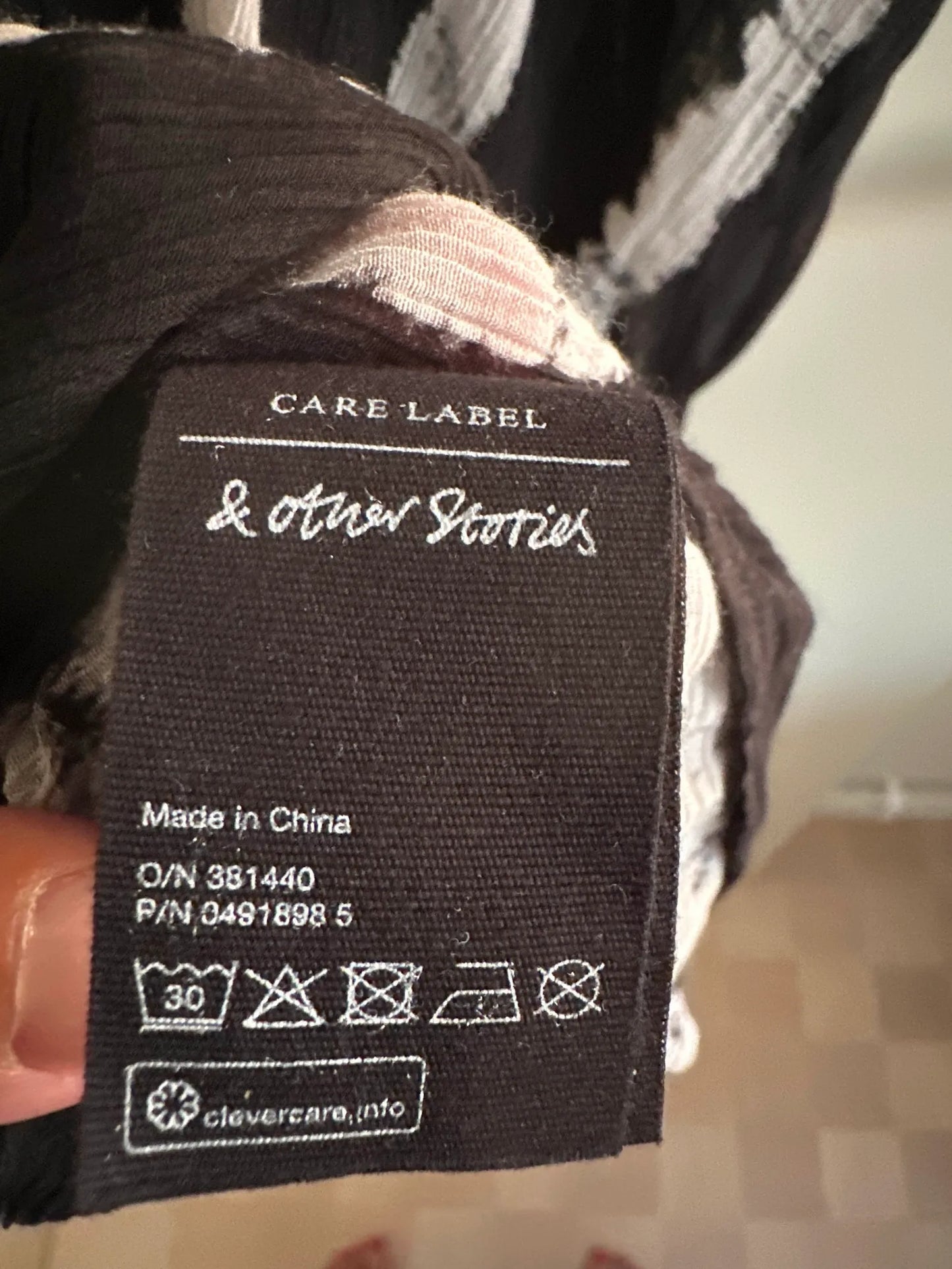 & Other Stories-sidenkaftan