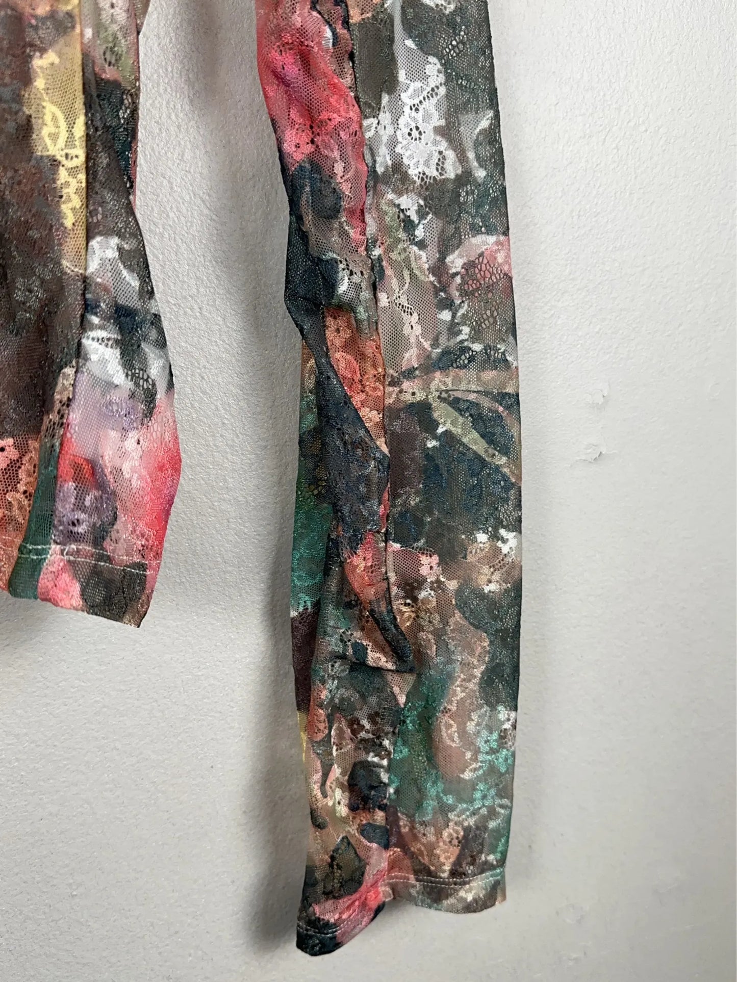 Rave Review-tröja NWT