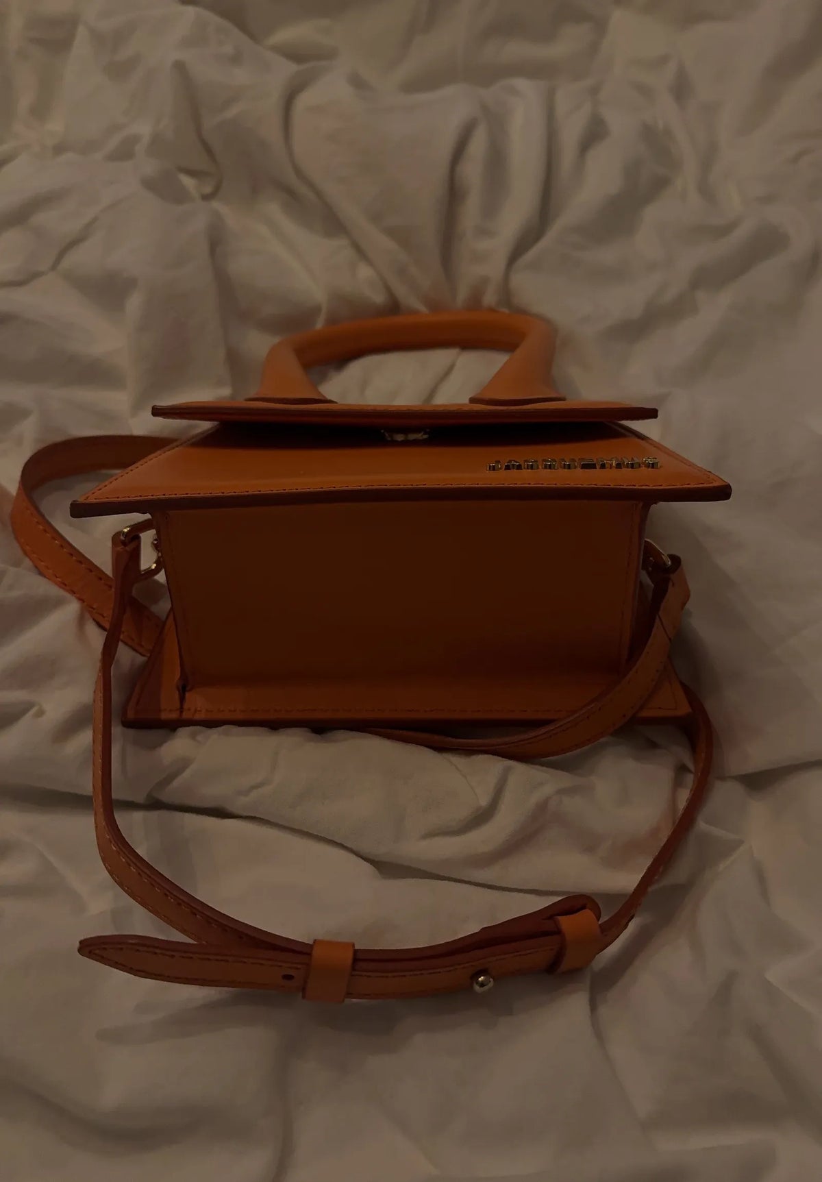 Jacquemus-skinnhandväska NWOT