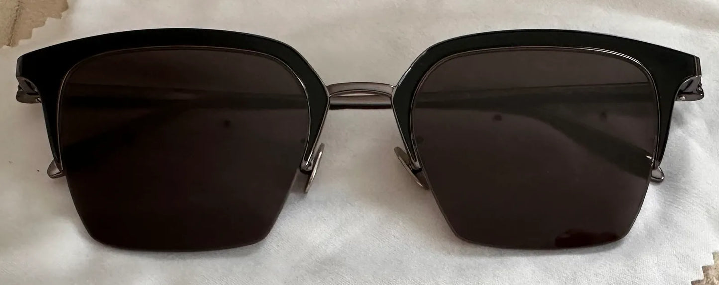 Alexander Mcqueen-solglasögon NWOT