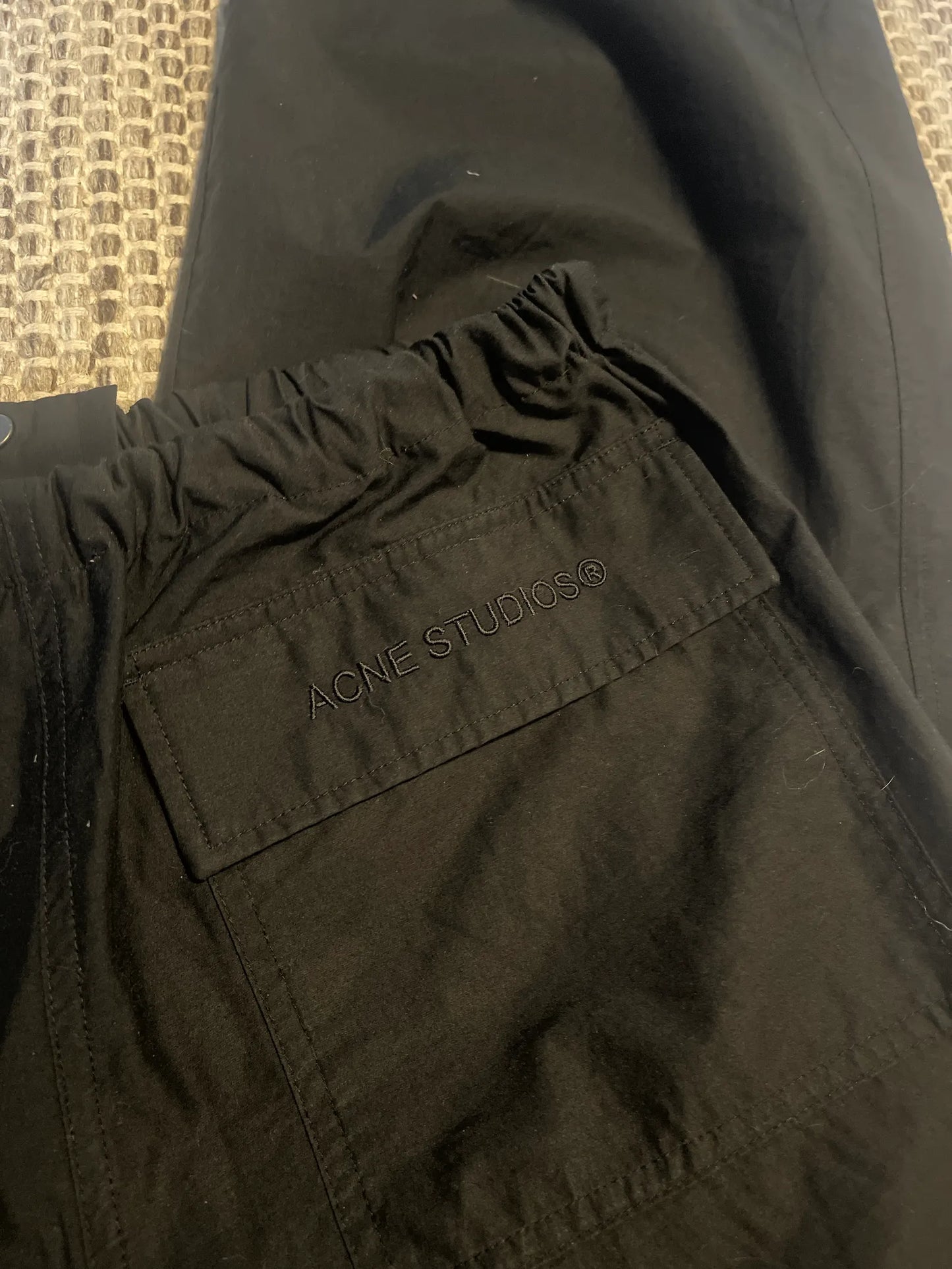 Acne Studios-byxor NWOT
