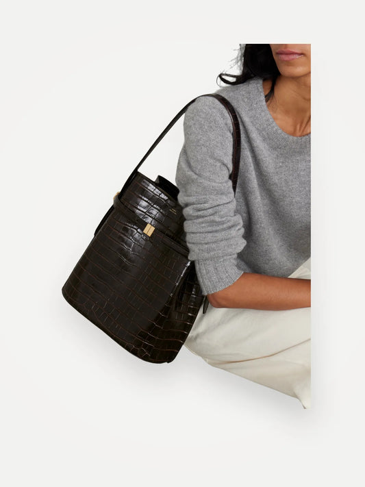 Toteme Croco-embossed Bucket In Dark Brown-skinnaxelremsväska