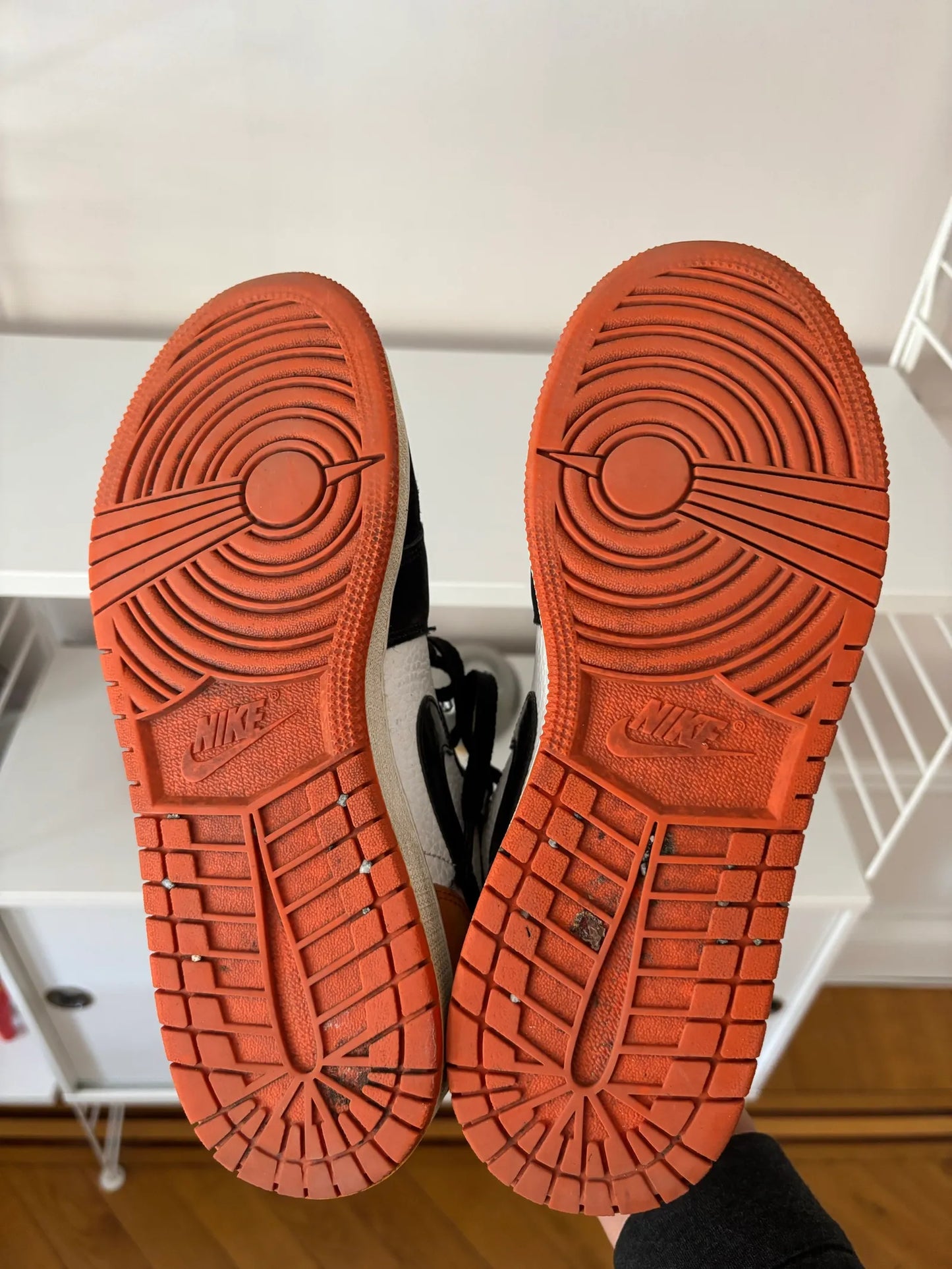 Jordan-skinnsneakers