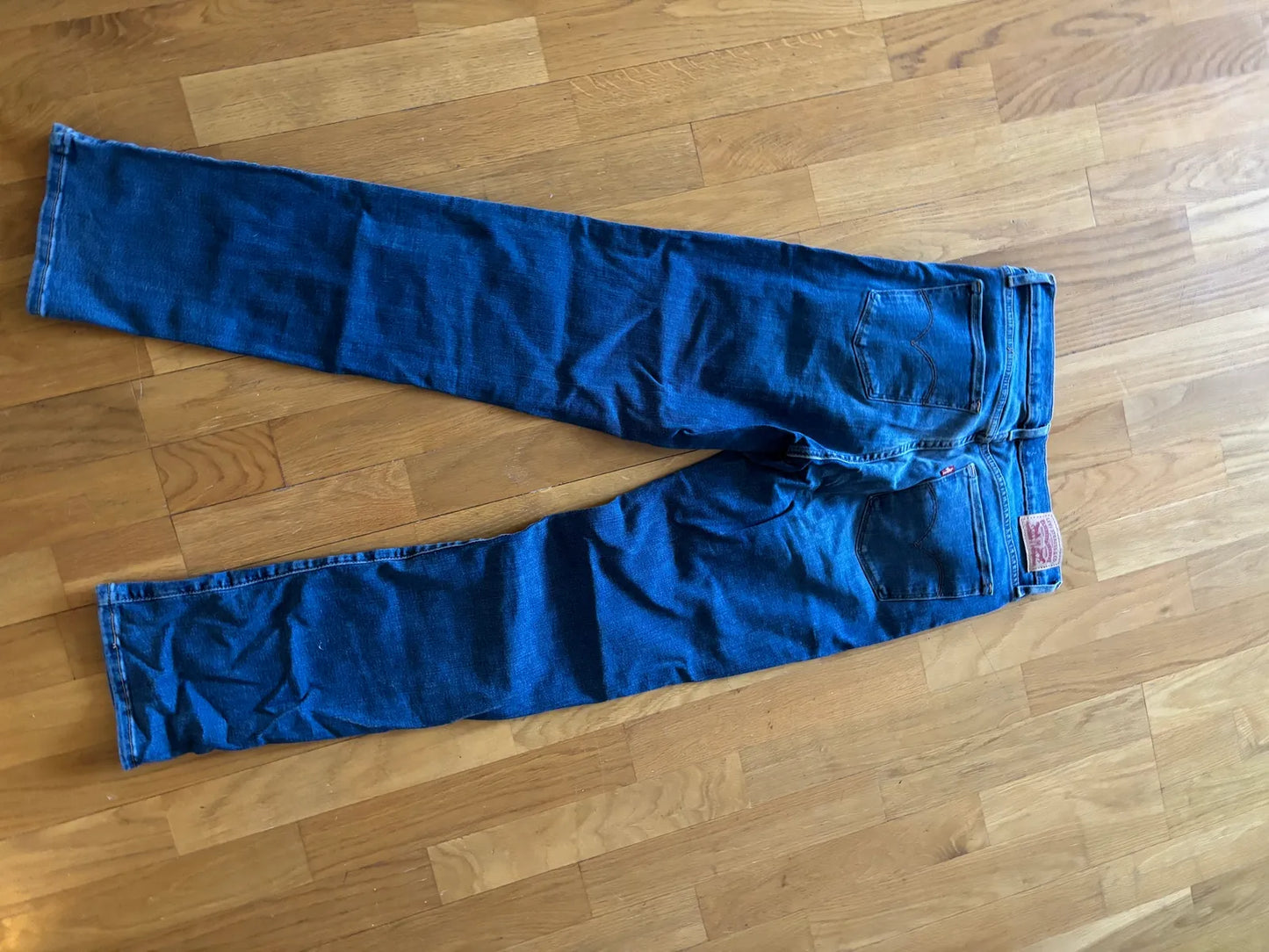 Levi's 314 Straight-jeans NWOT