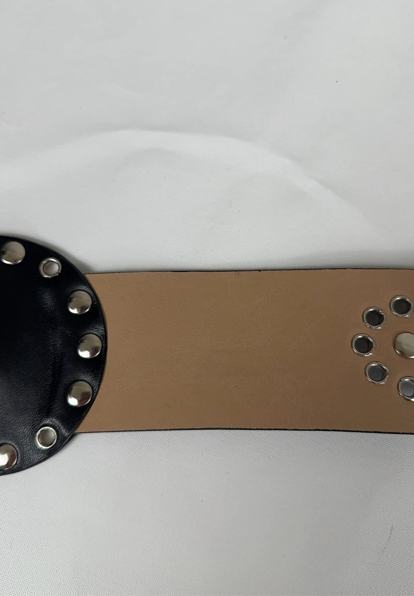 Maryam Nassir Zadeh Belt
