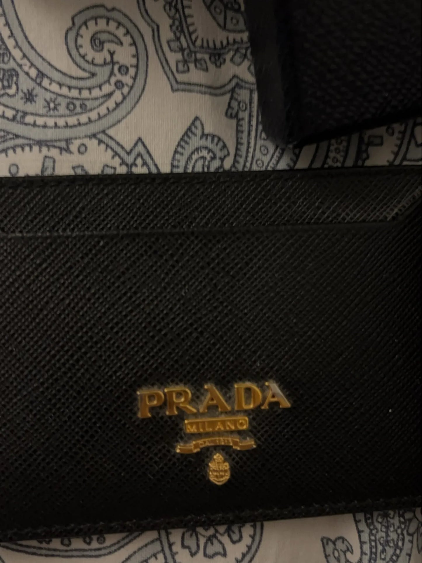 Prada-skinnplånbok