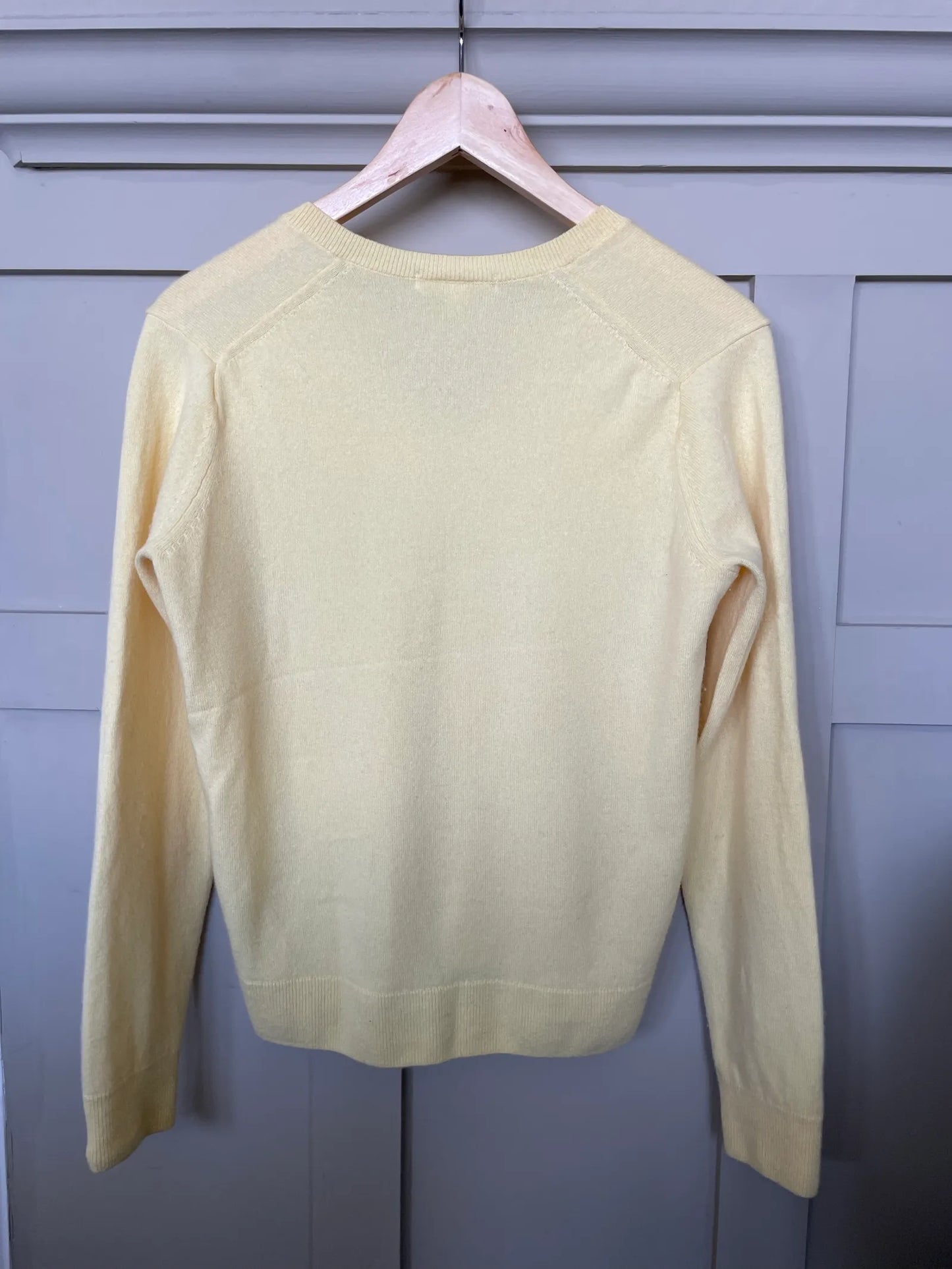 Uniqlo-kashmirtröja