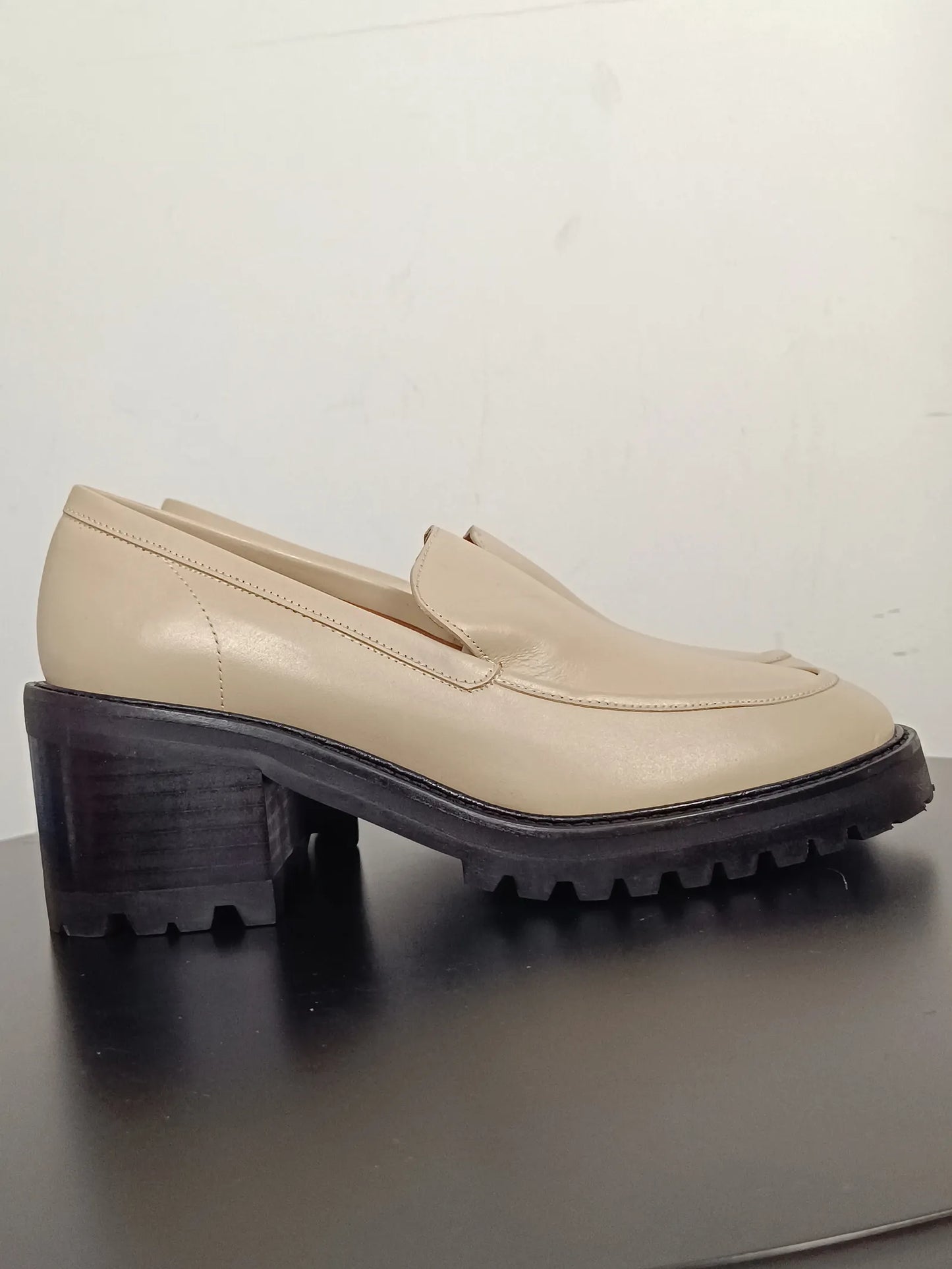 Flattered Saga Creme Leather Loafers