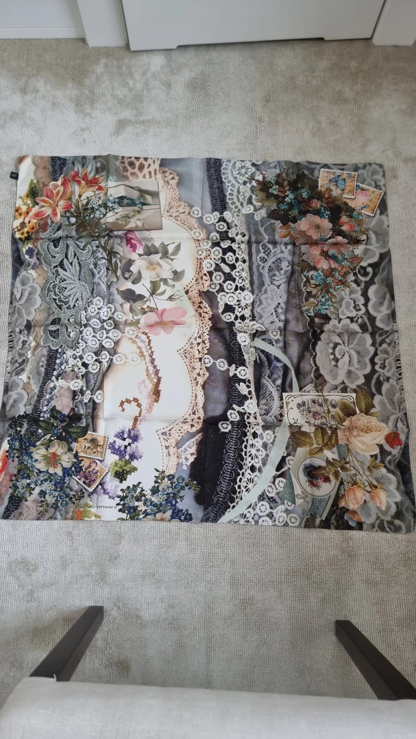 Lorenzo Scarf