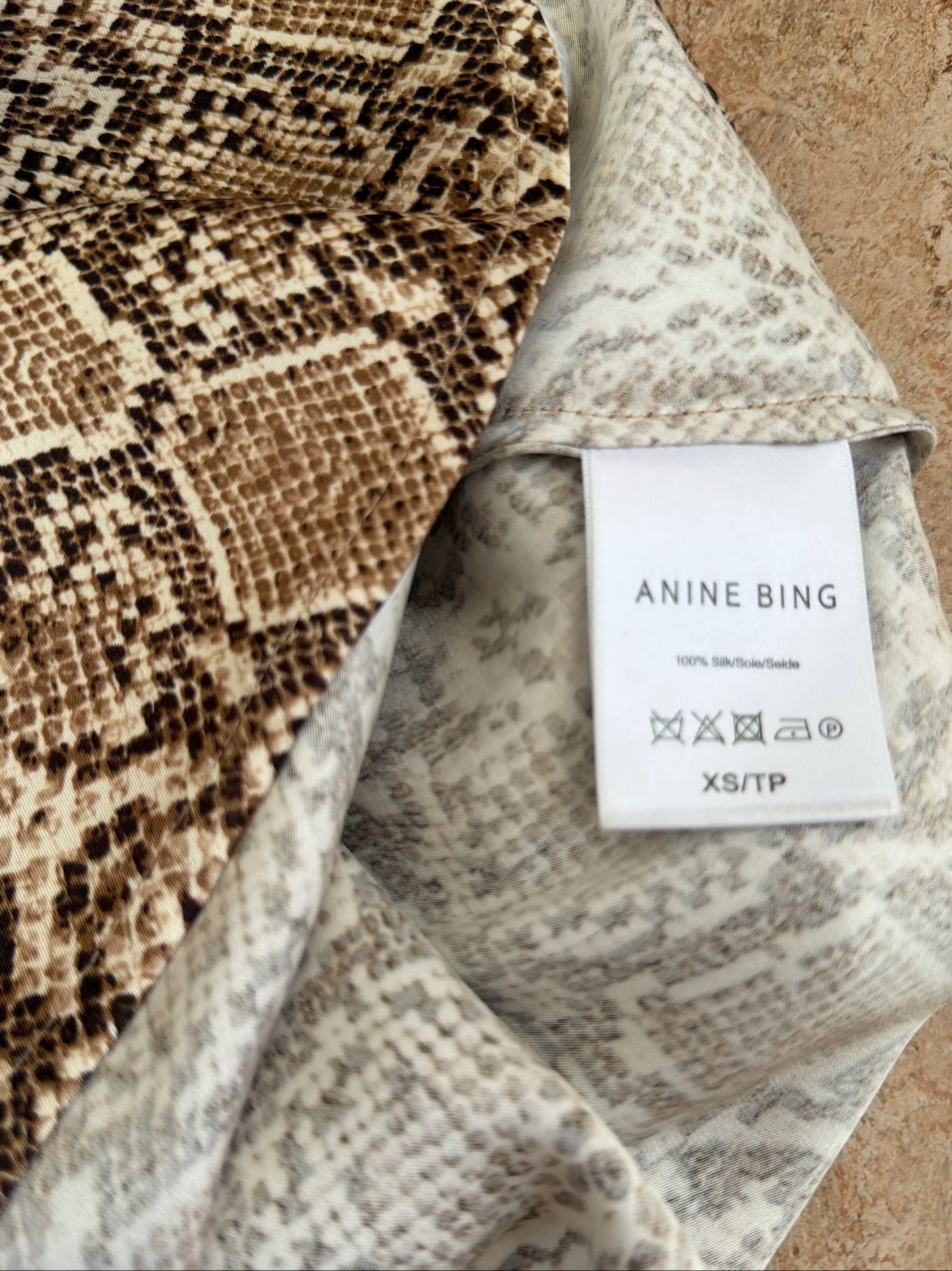 Anine Bing-sidenkjol NWOT