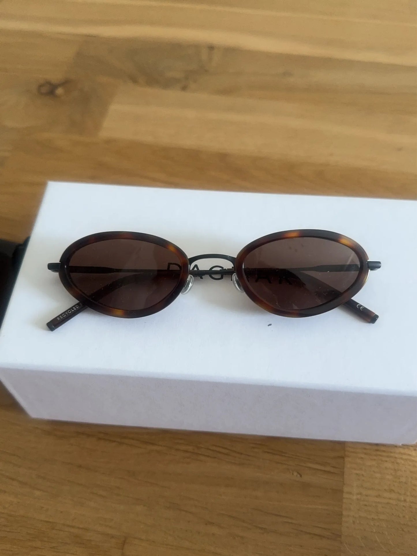Dagmar Havana-solglasögon NWOT