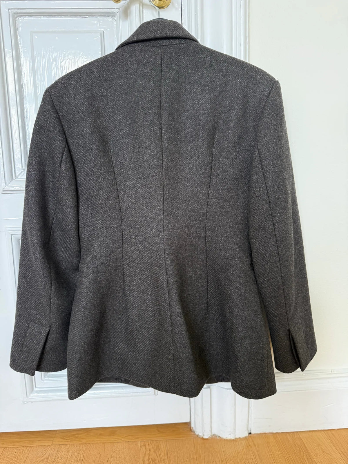 Dagmar Cinched Wool-ullkavaj