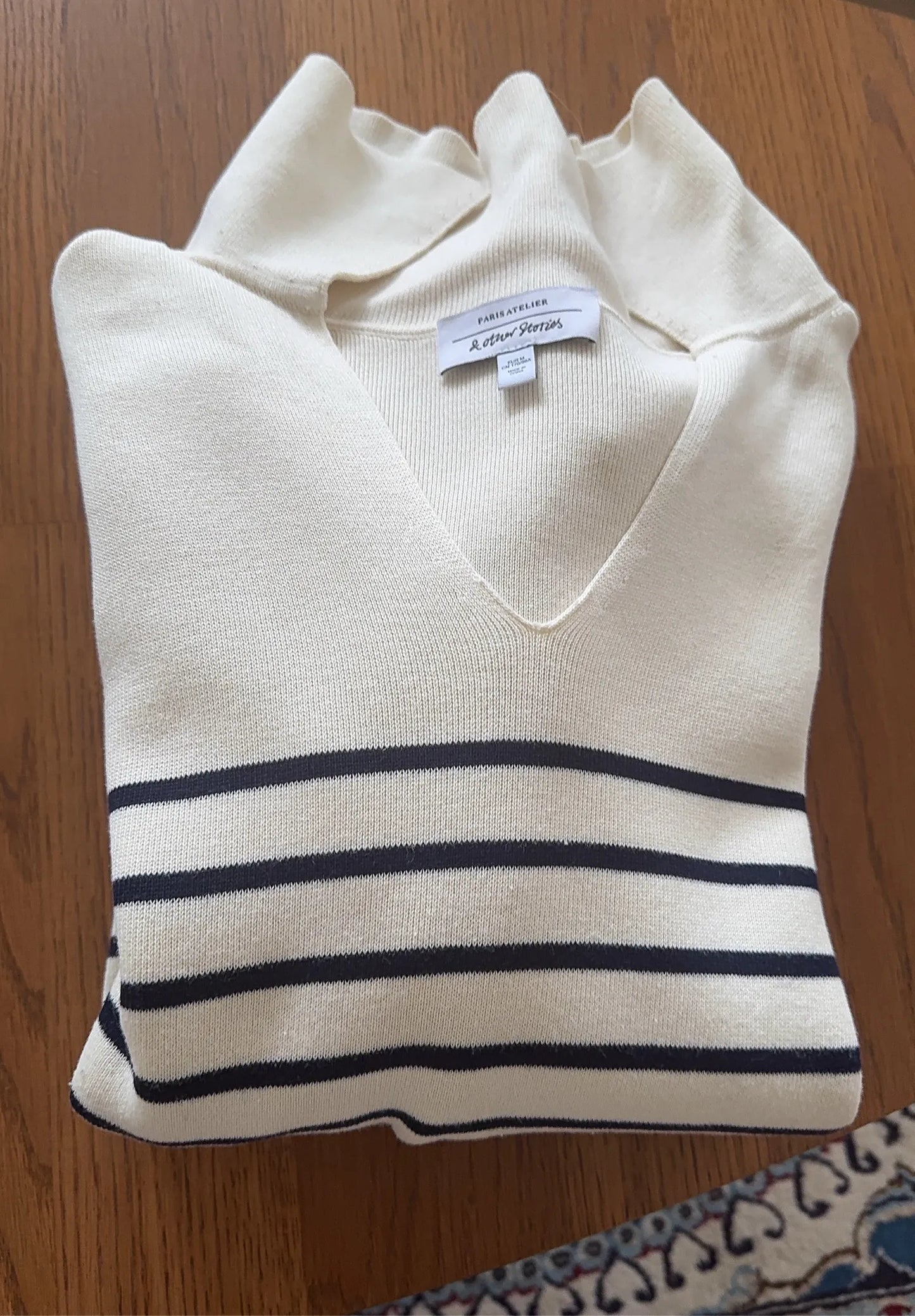 & Other Stories-tröja