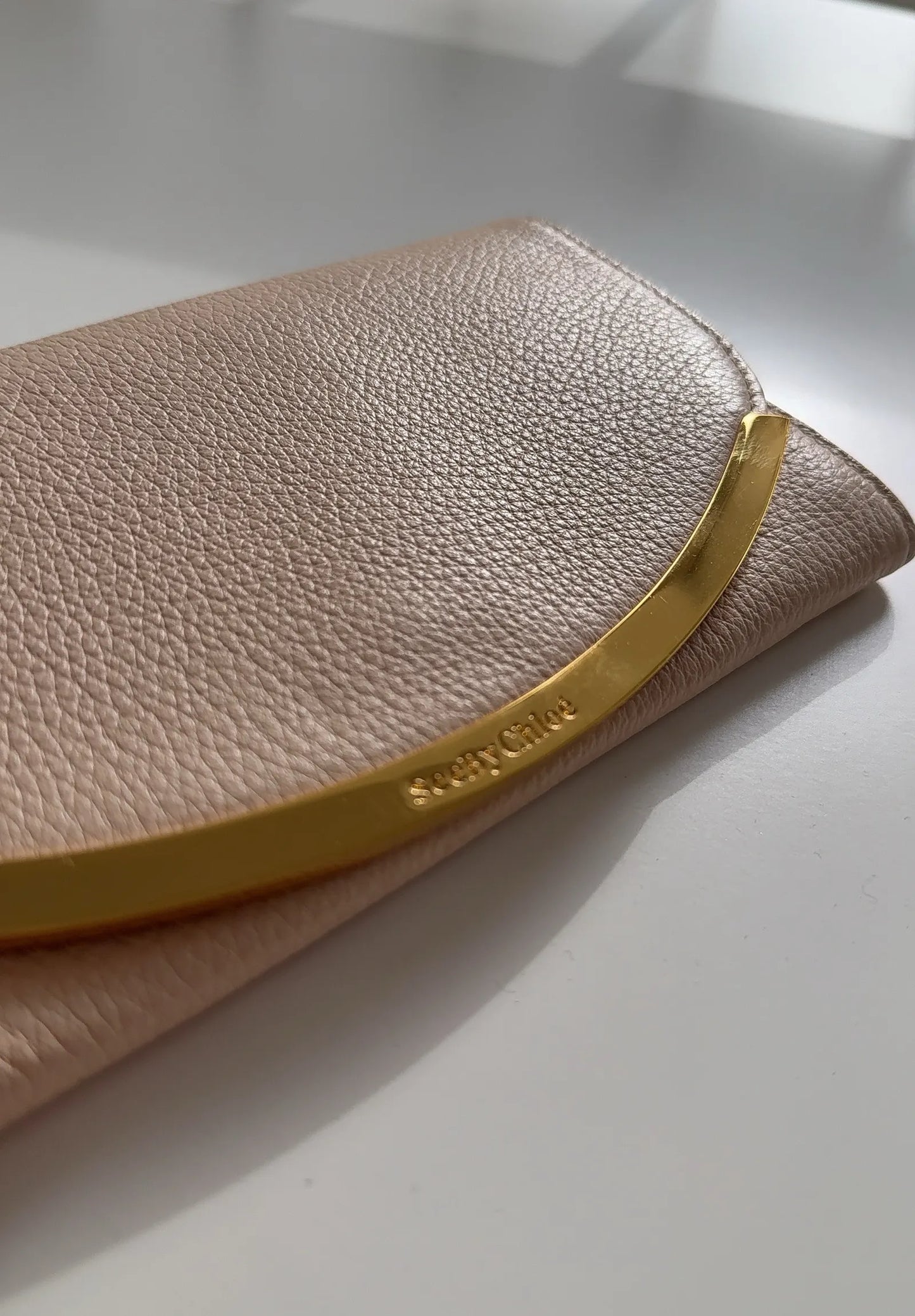 See by Chloé “lizzie” Long Wallet / Continental Wallet.-skinnplånbok