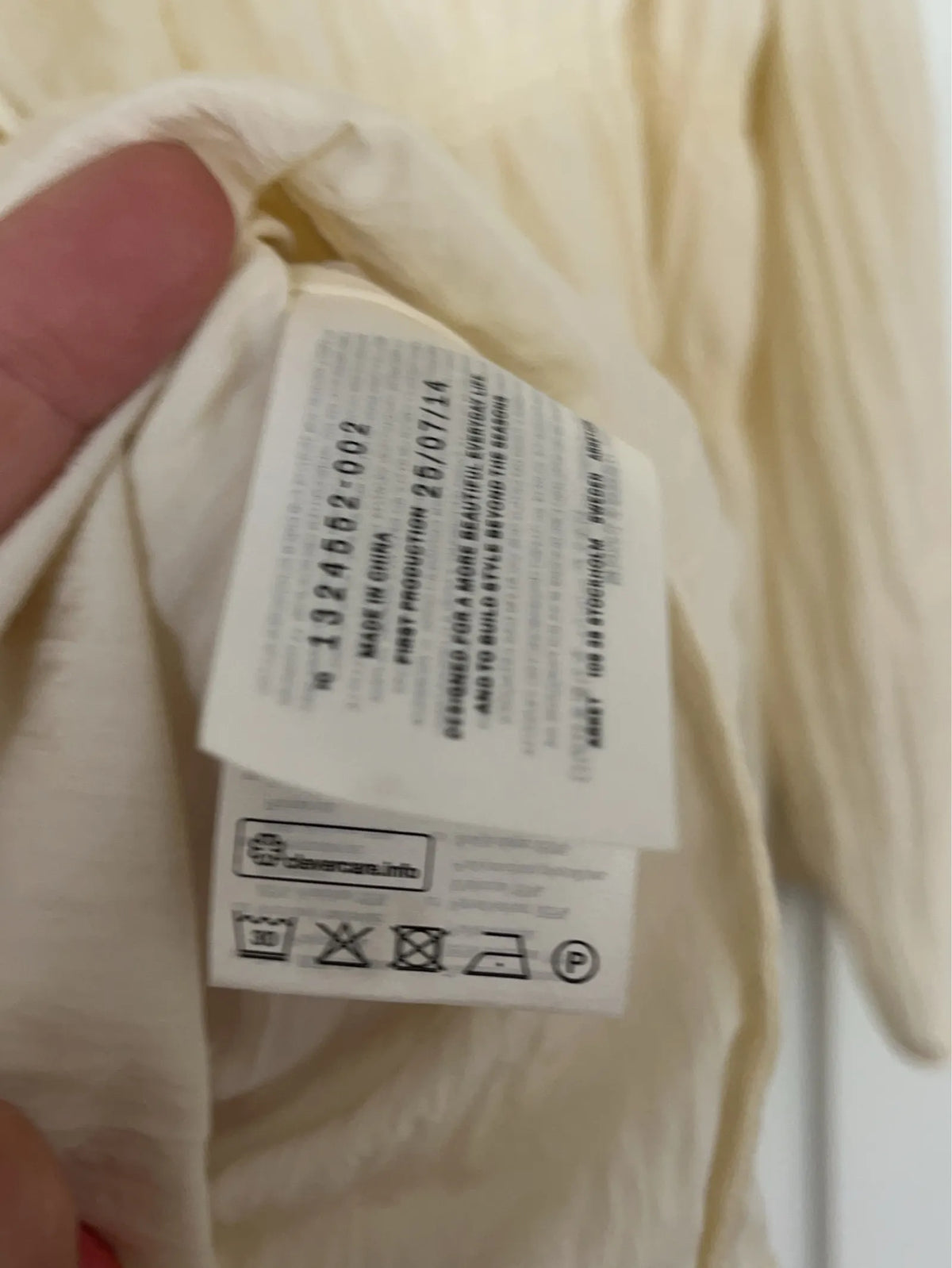 Arket-blus