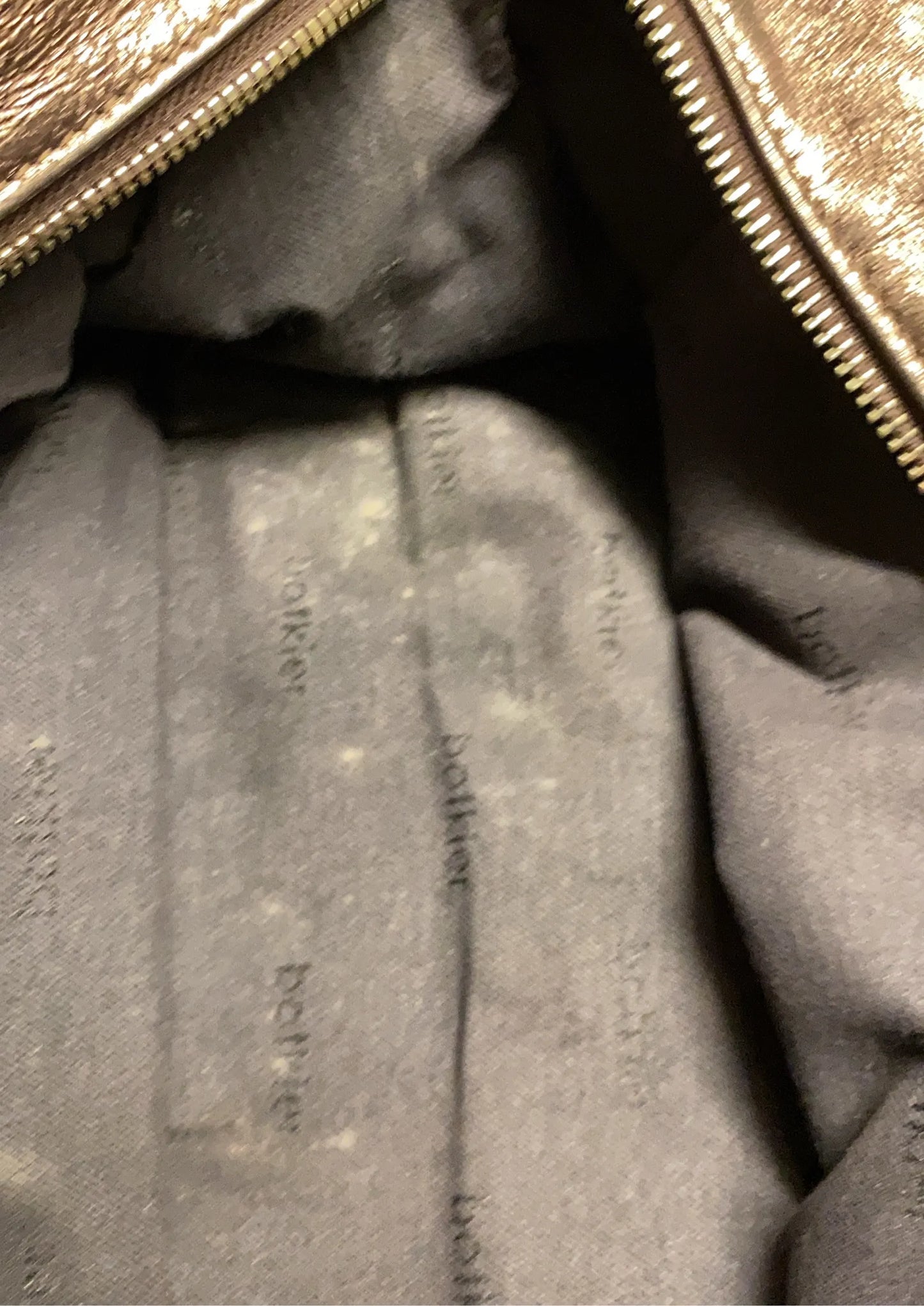 Botkier-skinnhandväska