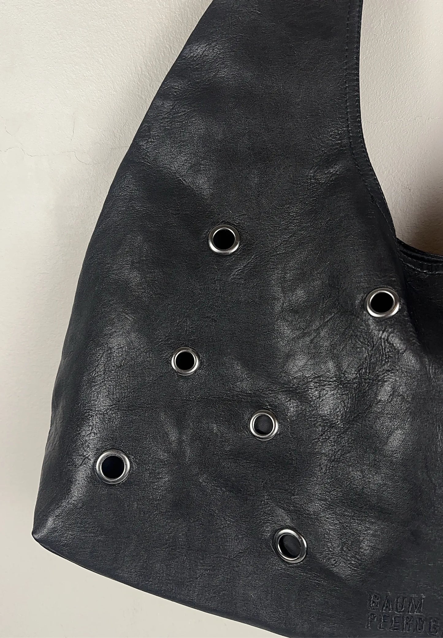 Baum und Pferdgarten Kleo Shoulder Bag-skinnhandväska NWT