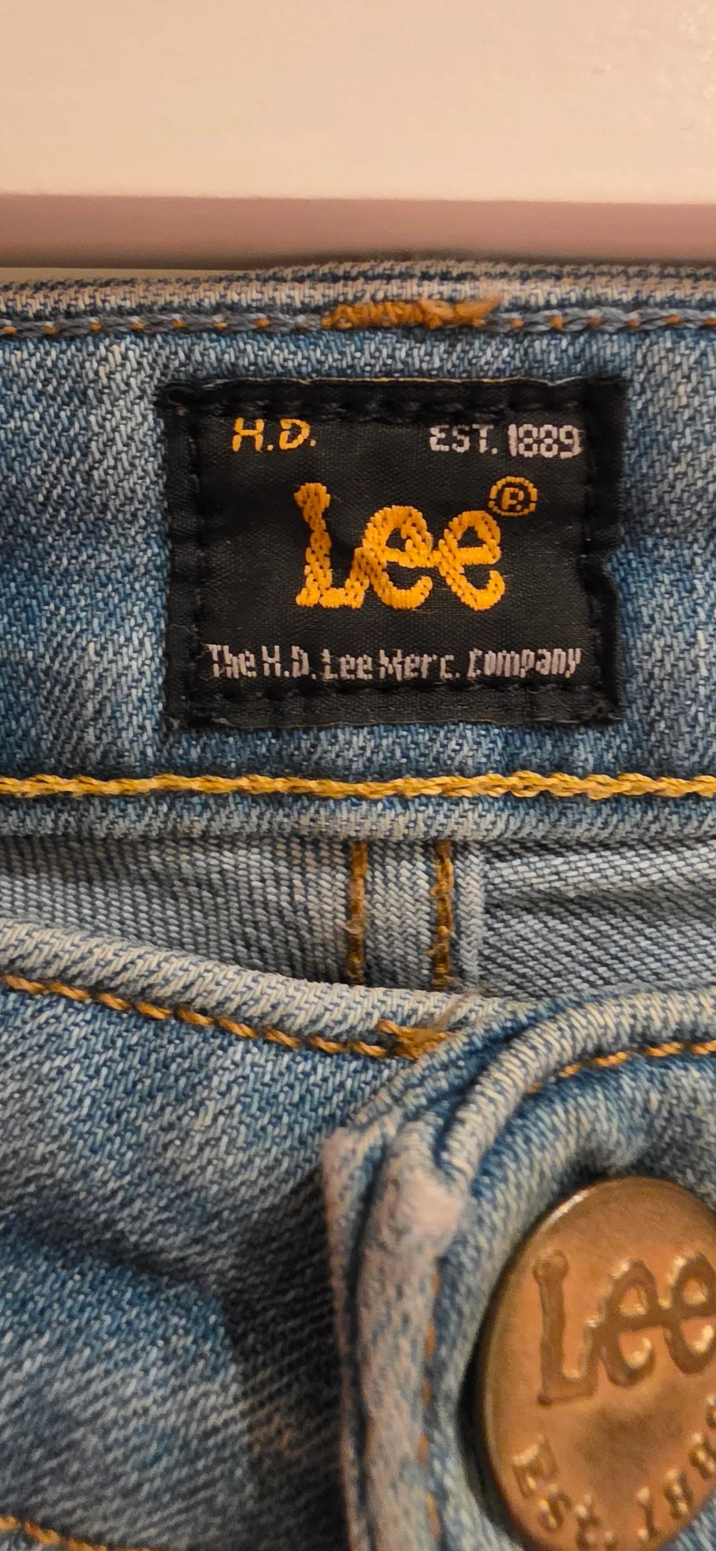 Lee Jeans