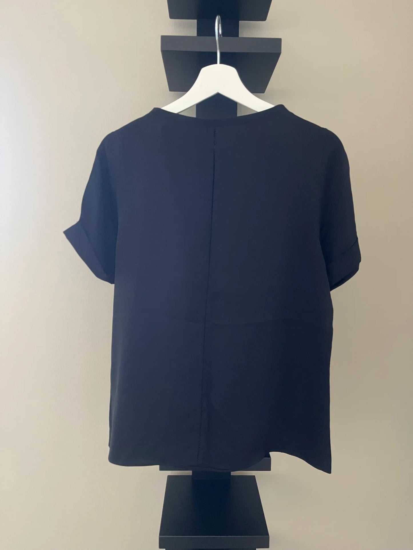 Ahlvar Gallery-sidentopp NWOT