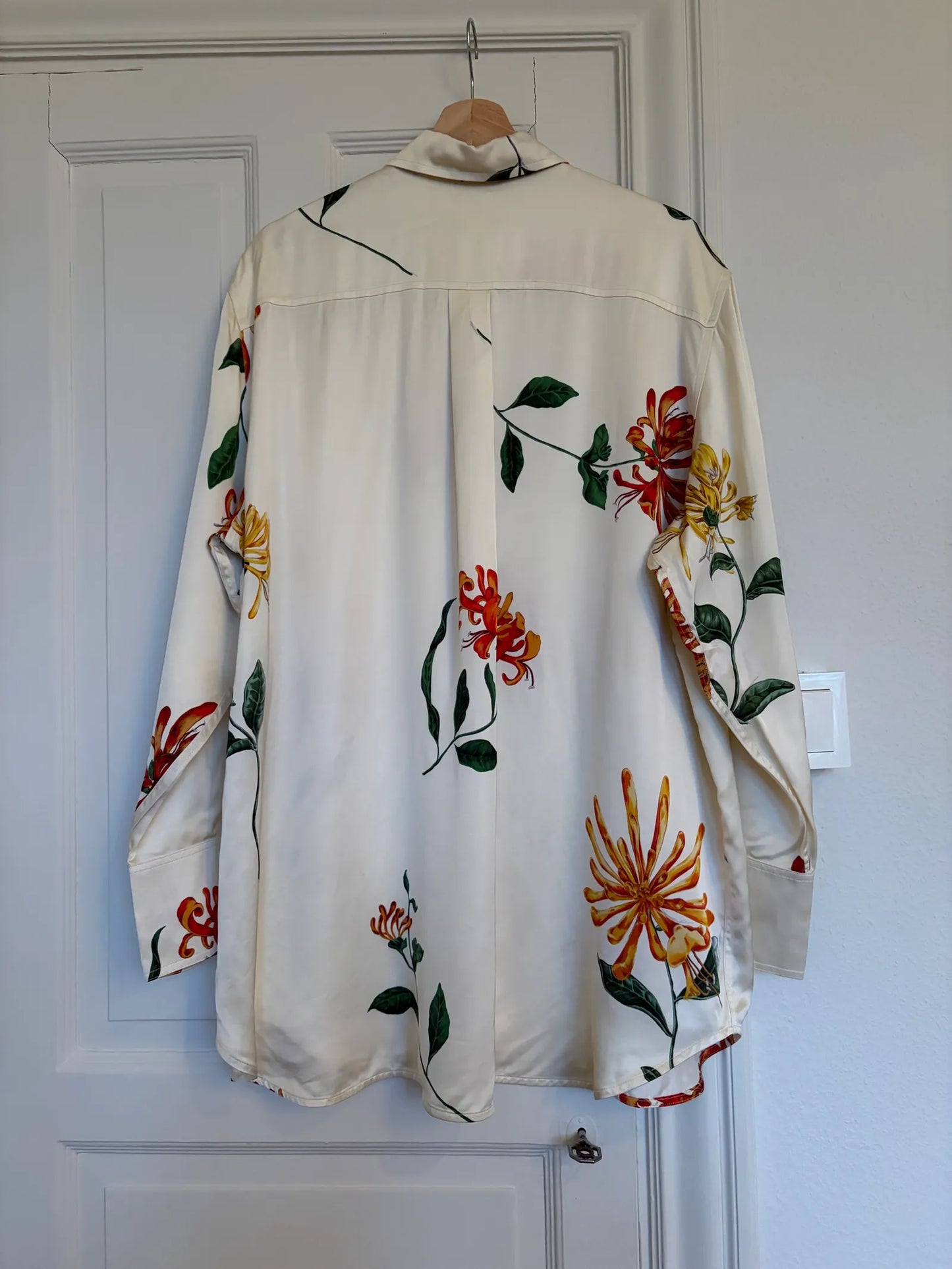 Toteme Floral-print Satin Shirt