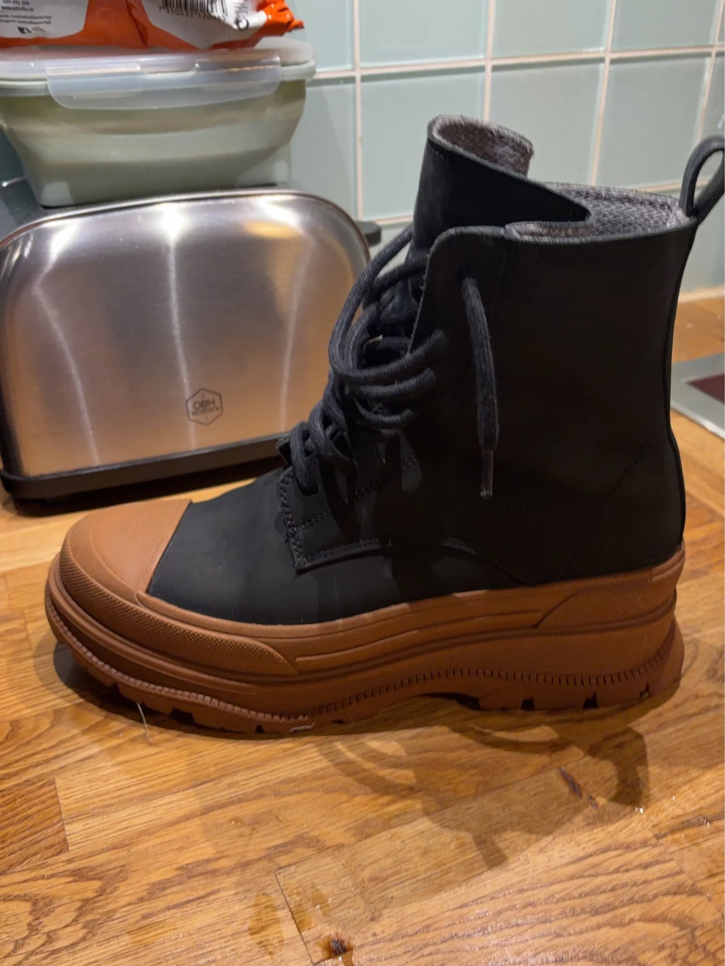 Blankens The Baltimore Laced Water Resistant Leather Winter Shoes
