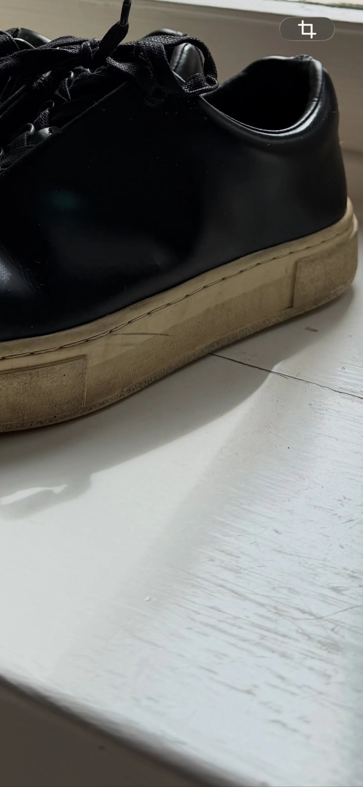 Doja Shiny Lace-up Sneakers