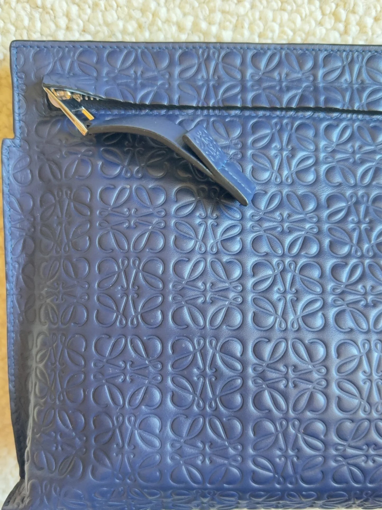 Loewe T Pouch In Calf Skin Clutch bag