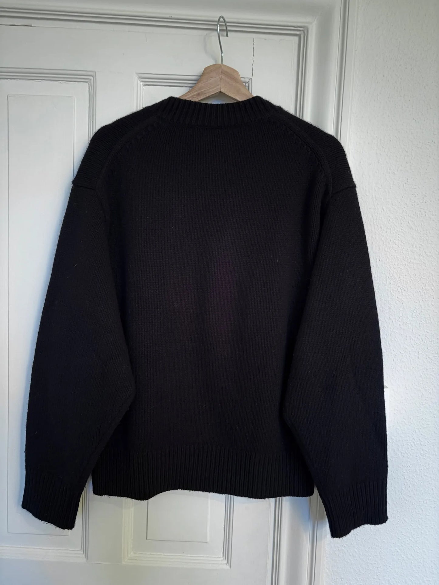 Toteme V- Wool Cashmere Knit Sweater