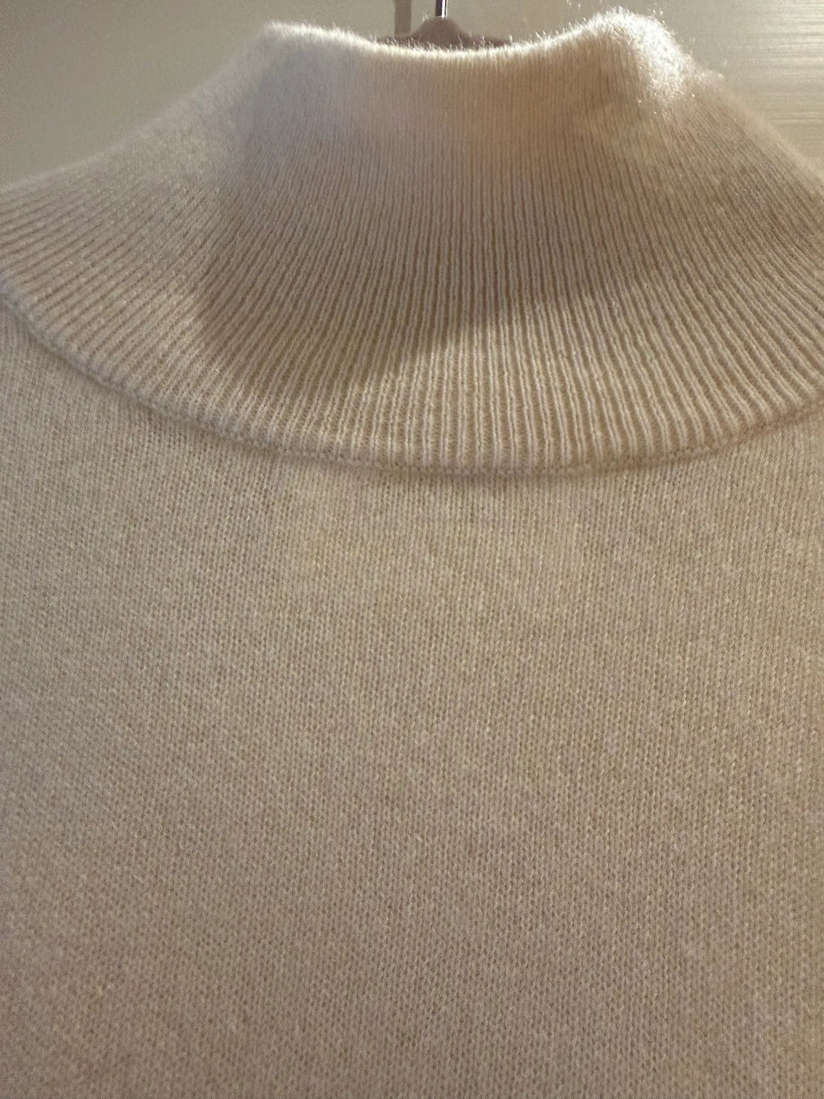 Lisa Yang-kashmirtröja NWOT