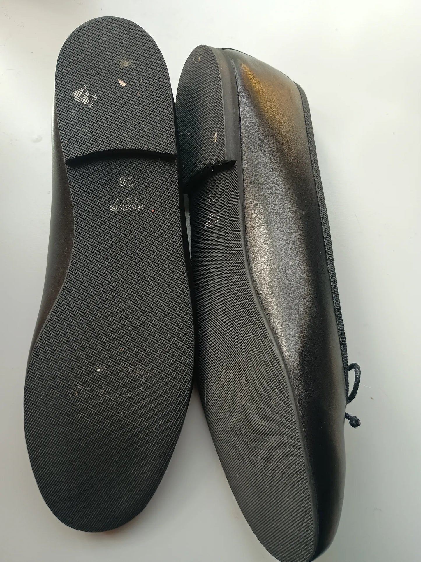 Gallucci-skinnballerinaskor NWOT