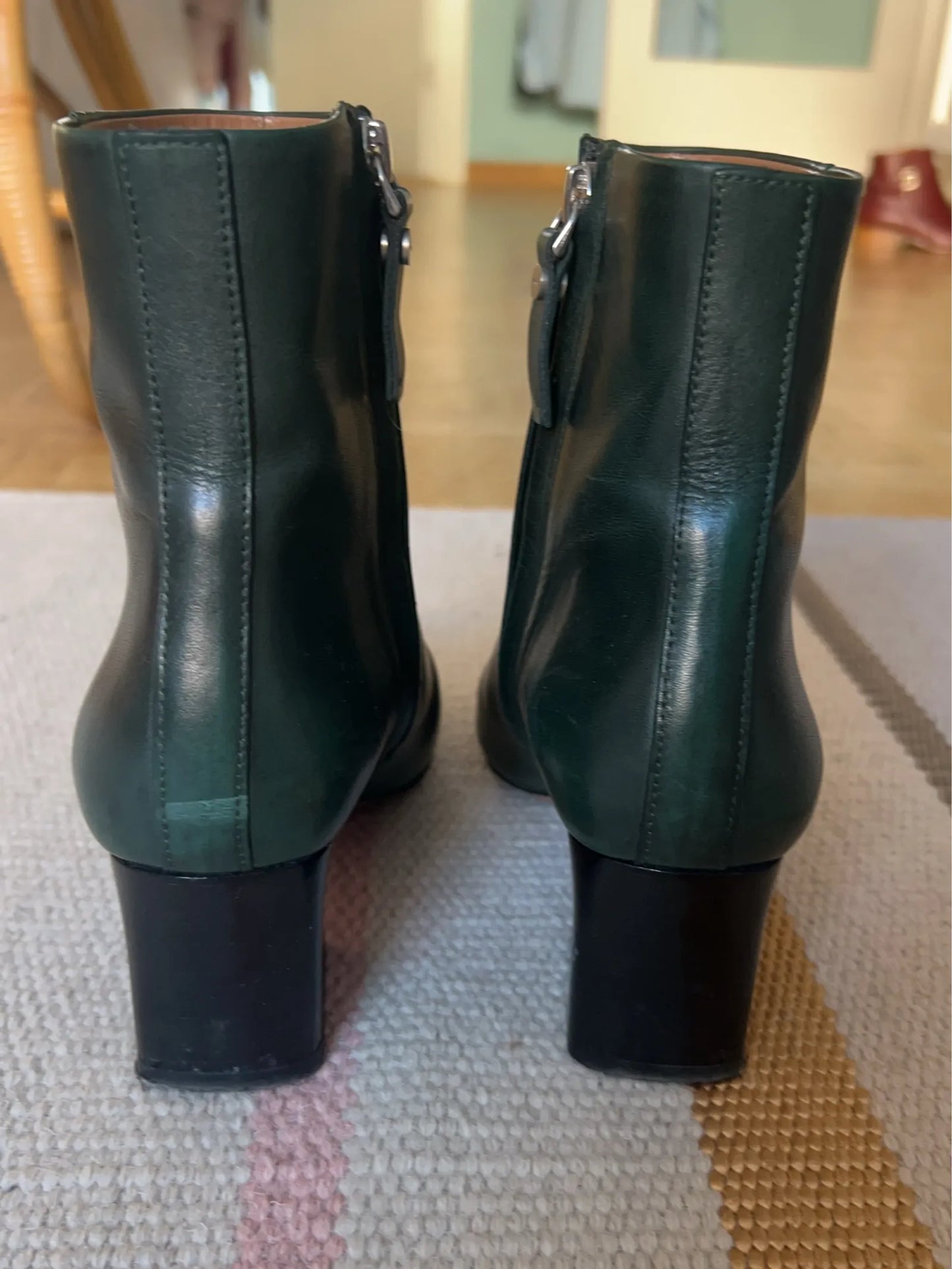 Arket-skinnboots